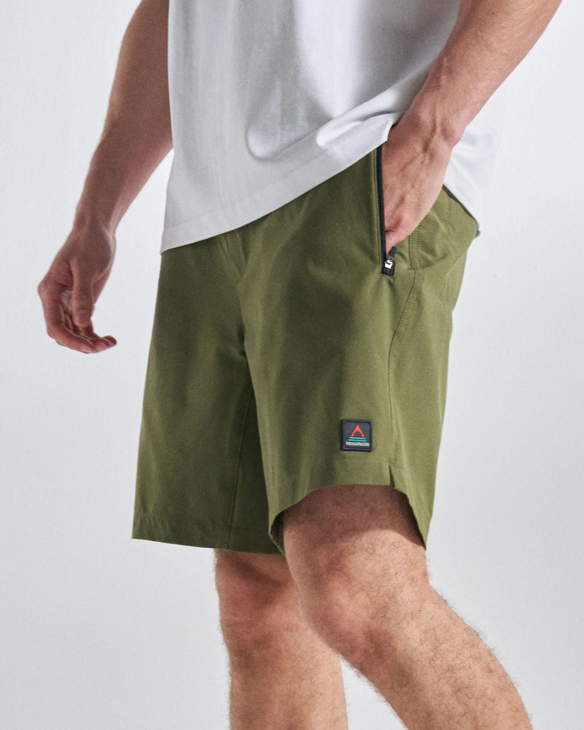 Traveller Organic All Purpose Short 2.0 - Khaki - Studio Model