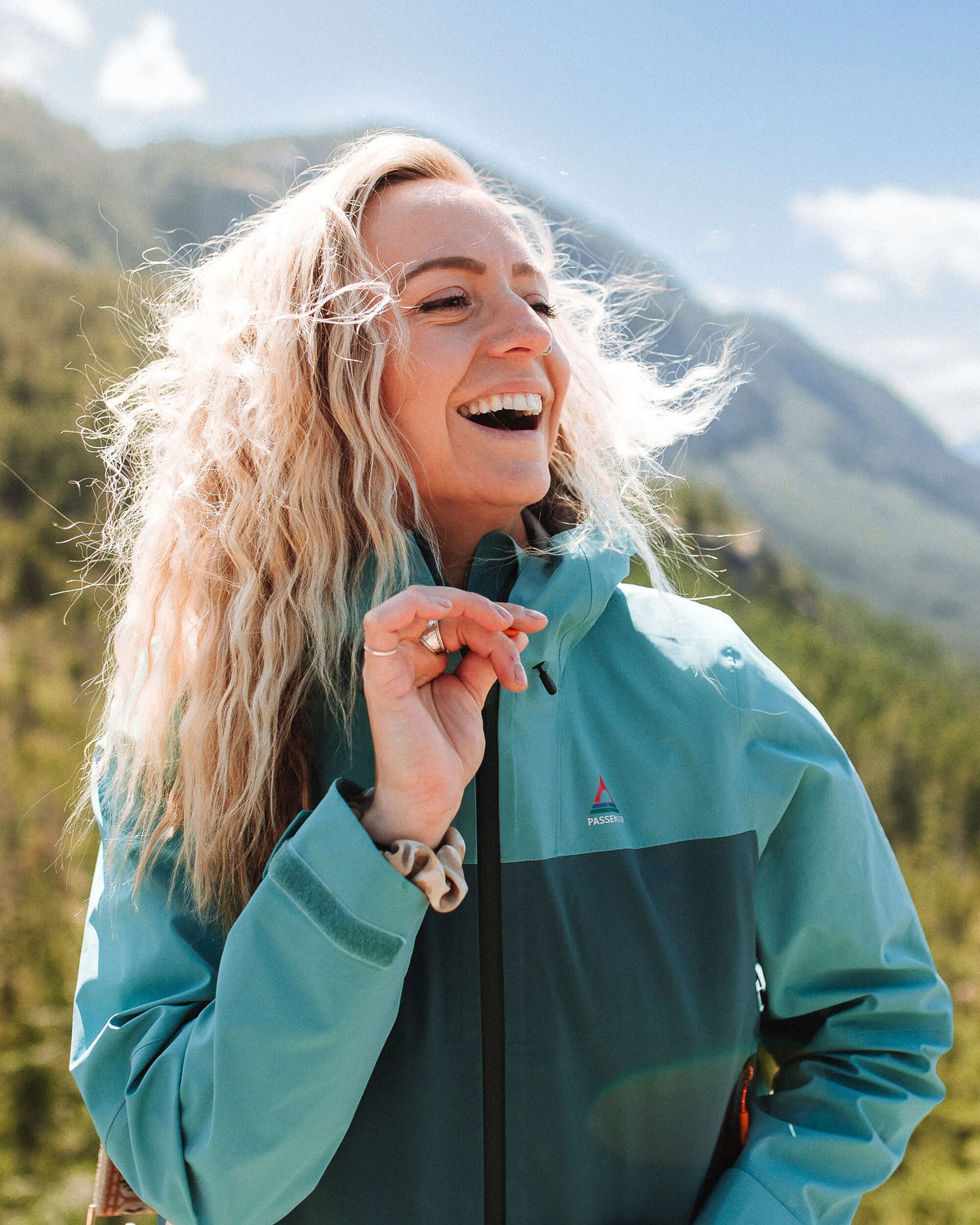 Trailscape Women's 3L Waterproof Jacket - Mediterranean/ Ocean Teal - IGC