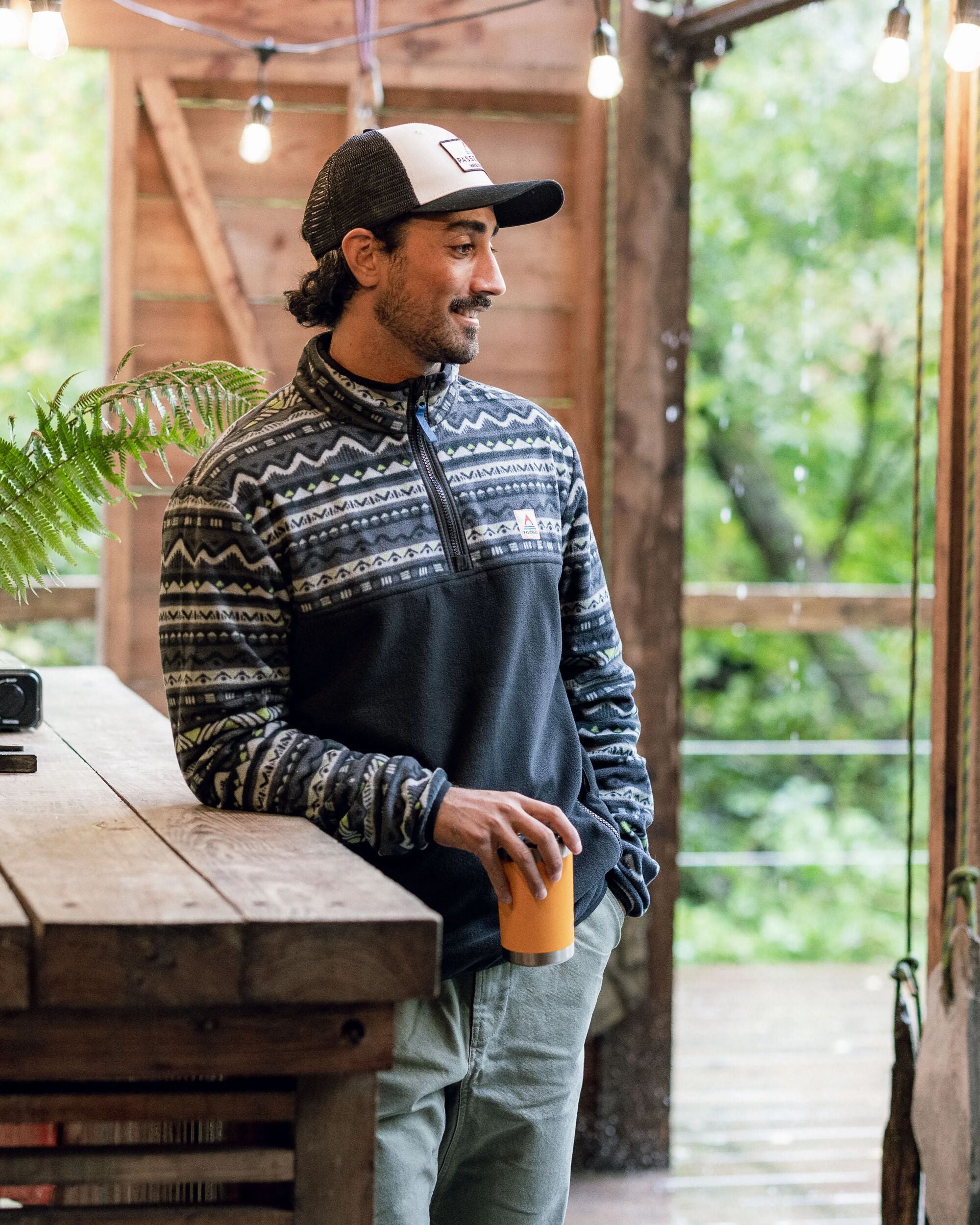 Set Off Recycled Polar 1/4 Zip Fleece - Mountain Geo Charcoal - Lifestyle