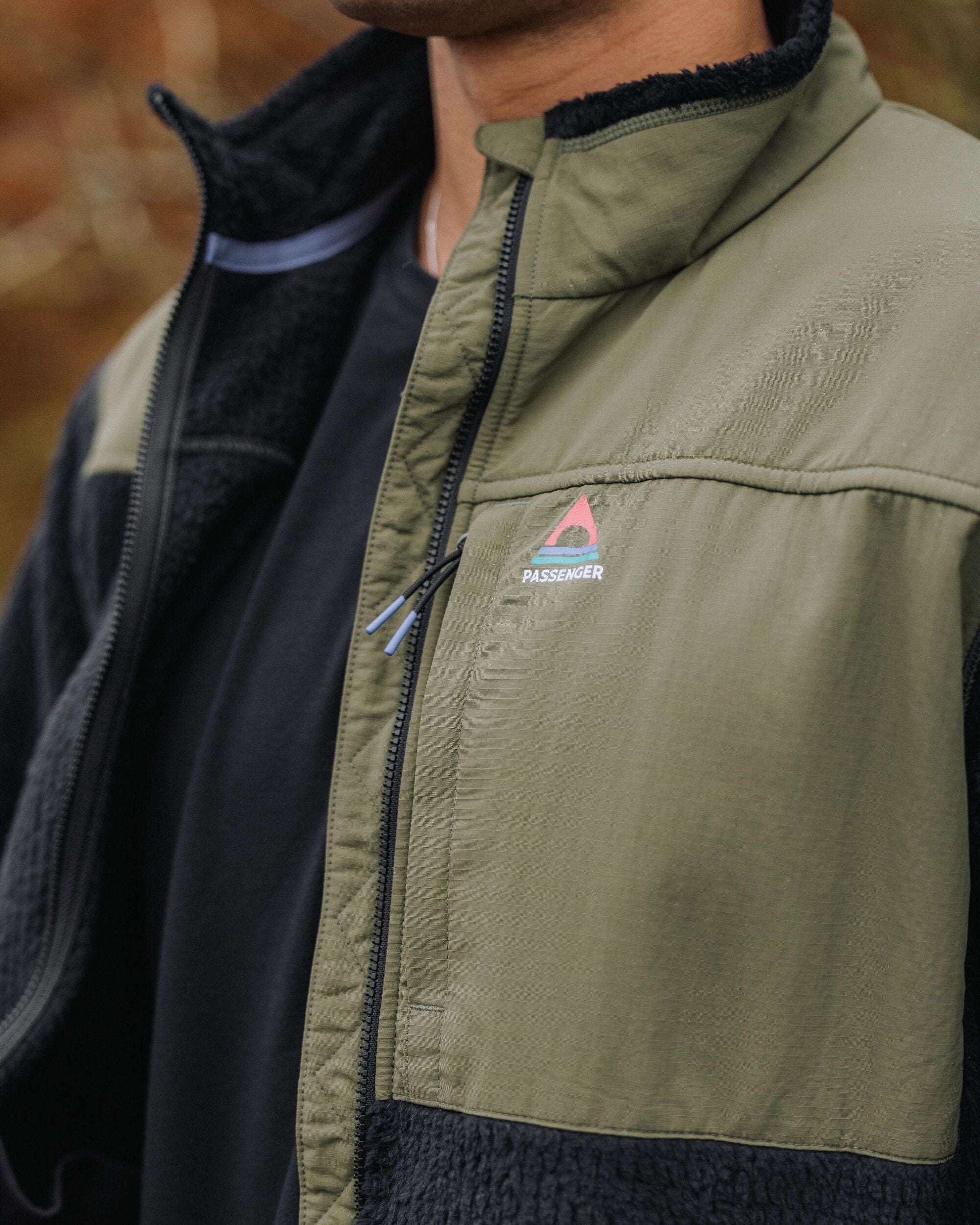 Venturescape Men's Recycled Fleece - Black/Khaki - Lifestyle