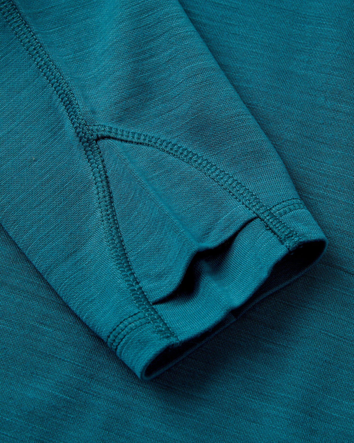 Camp Wild Lightweight Merino LS T-Shirt - Mediterranean - Flatlay