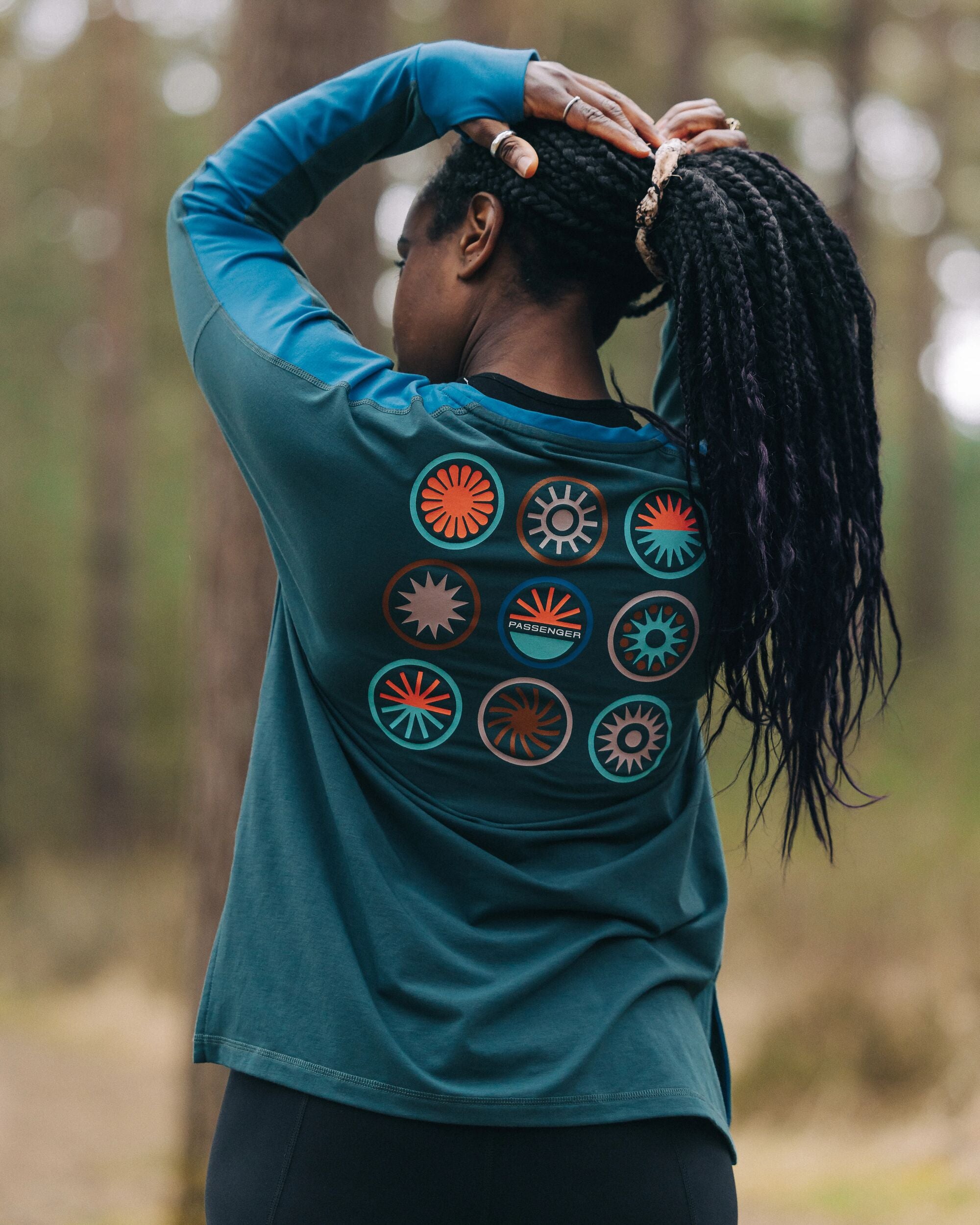 Chase The Light Drirelease® Active LS T-Shirt - Deep Ocean - Lifestyle