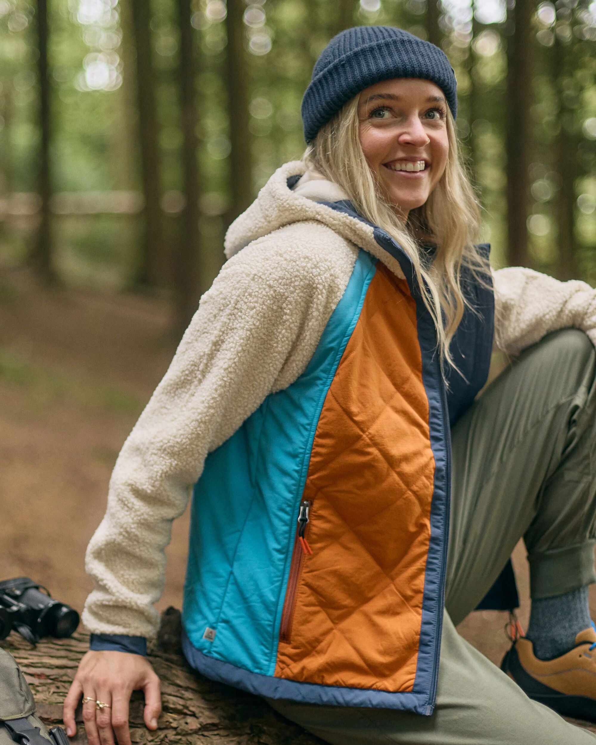 Lara Quilted Jacket - Oat/Sunset Orange - Lifestyle