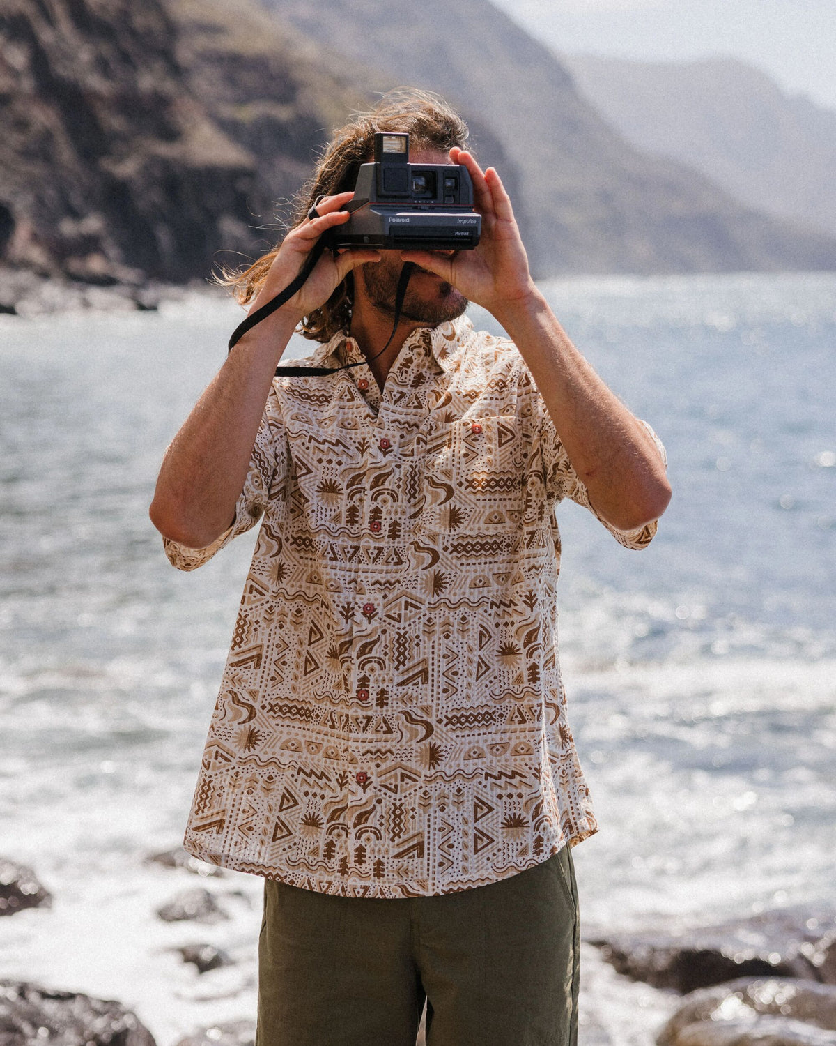 Chill Textured Short Sleeve Shirt - Elemental Geo Birch - Lifestyle