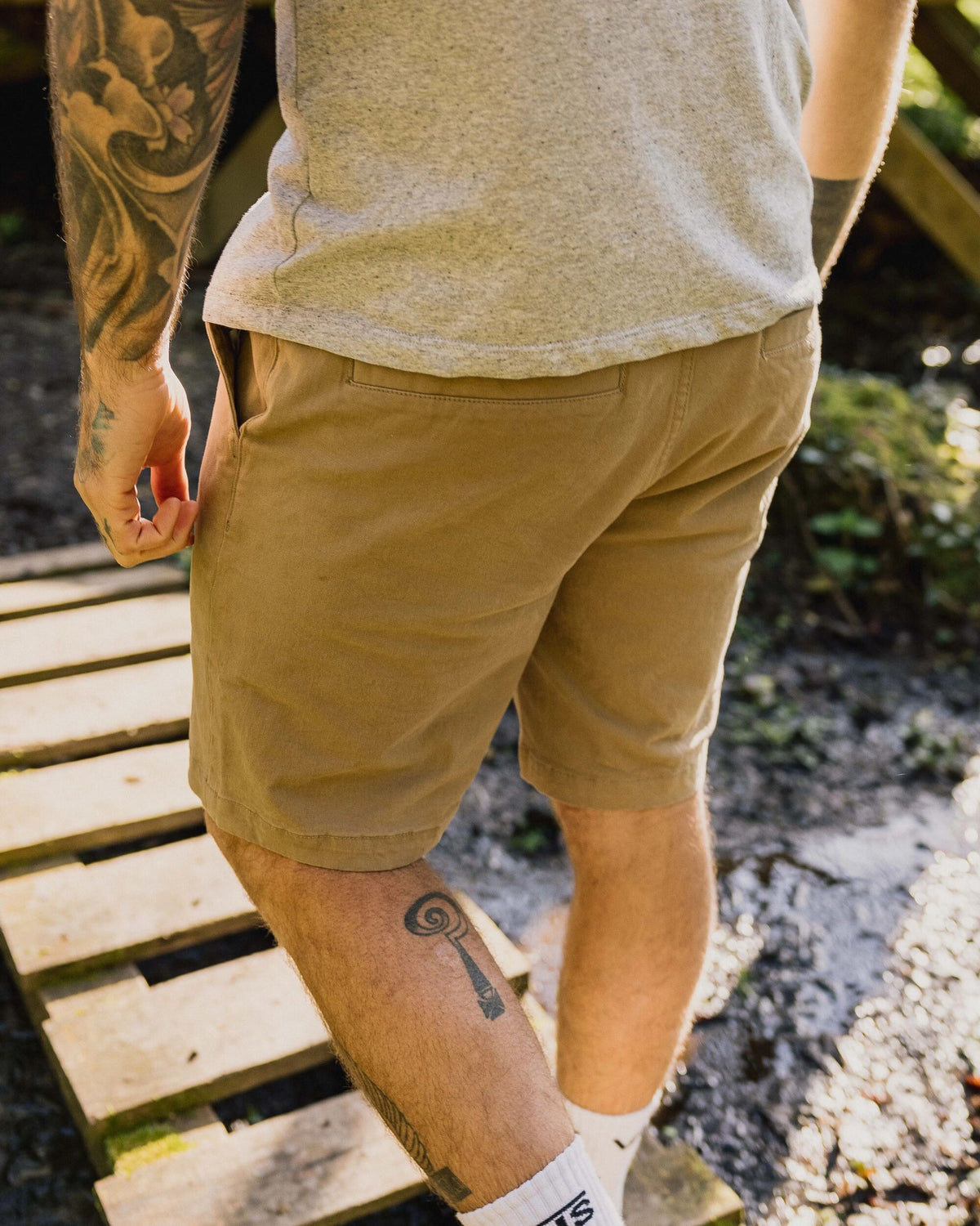 365 Cotton Short - Chinchilla Brown - Lifestyle