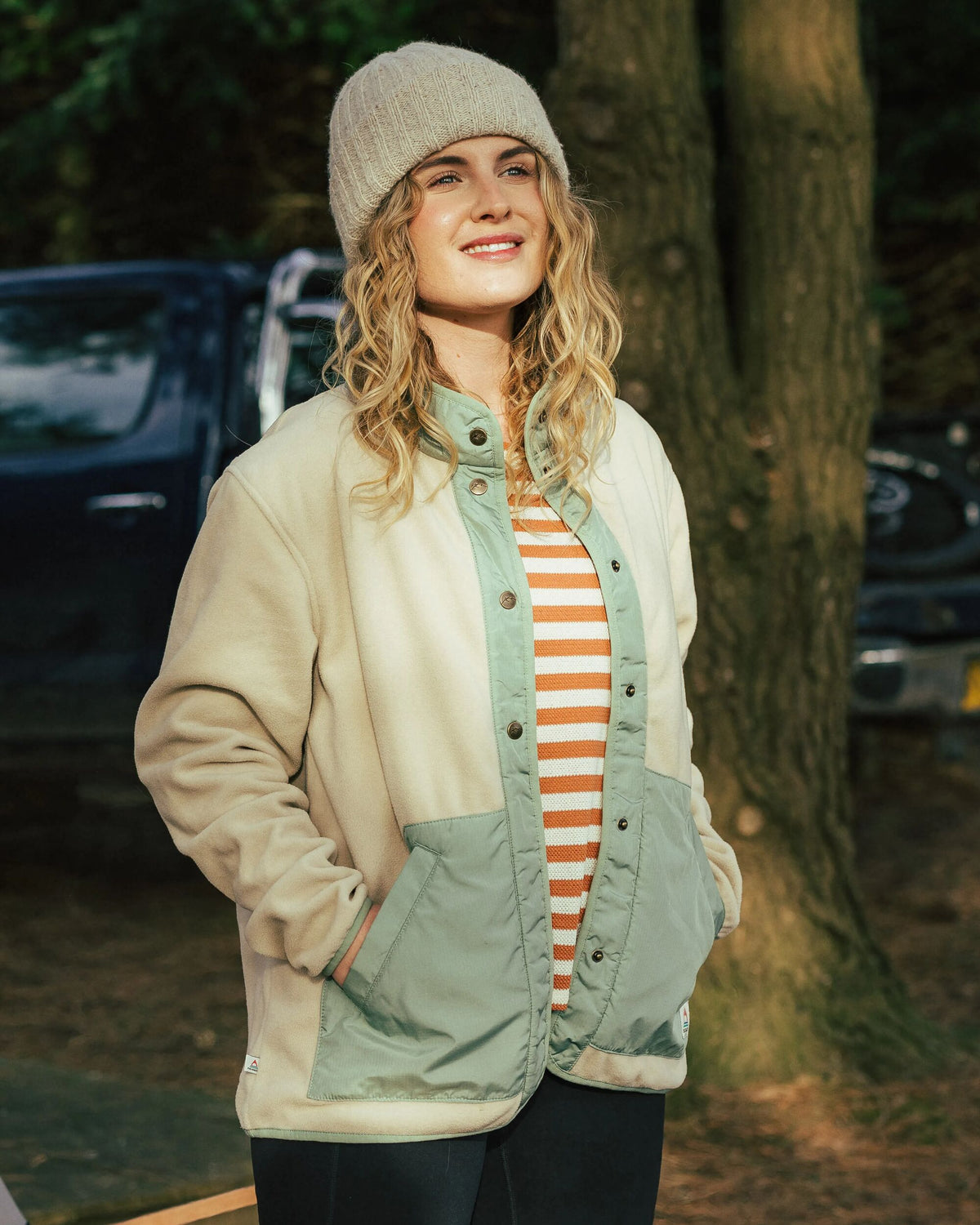 Navegado Recycled Polar Fleece - Oatmeal - Lifestyle