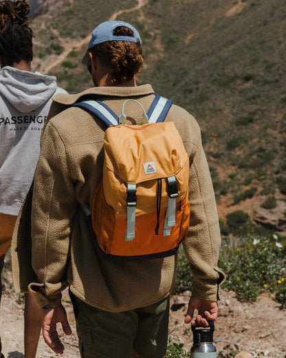 Boondocker Recycled 18L Backpack - Spruce Yellow - Lifestyle - Male