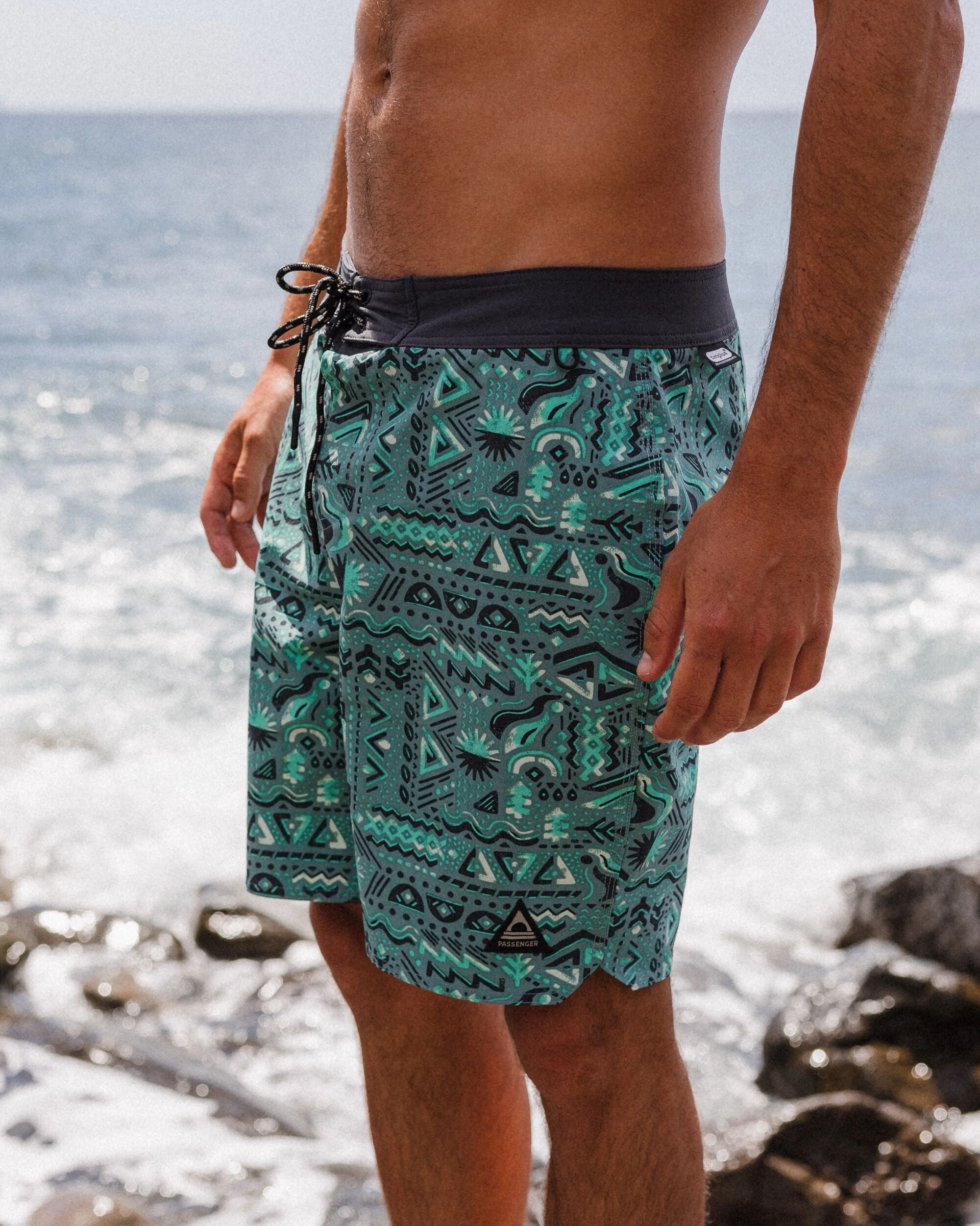 Cruiser Netplus® Recycled 19" Boardshort - Elemental Geo Arctic - Lifestyle