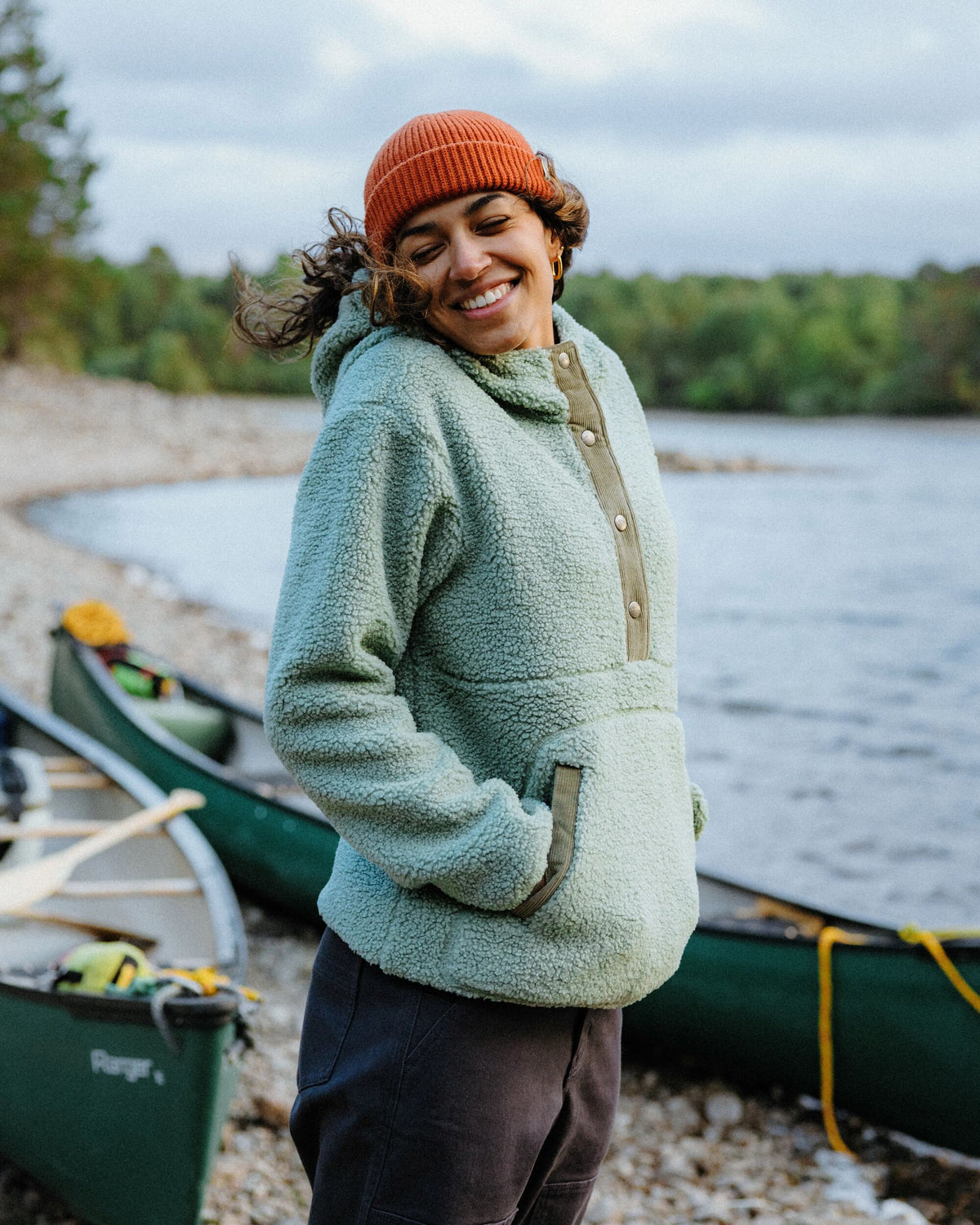 Clover Sherpa Fleece Hooded Pullover - Pistachio - Lifestyle