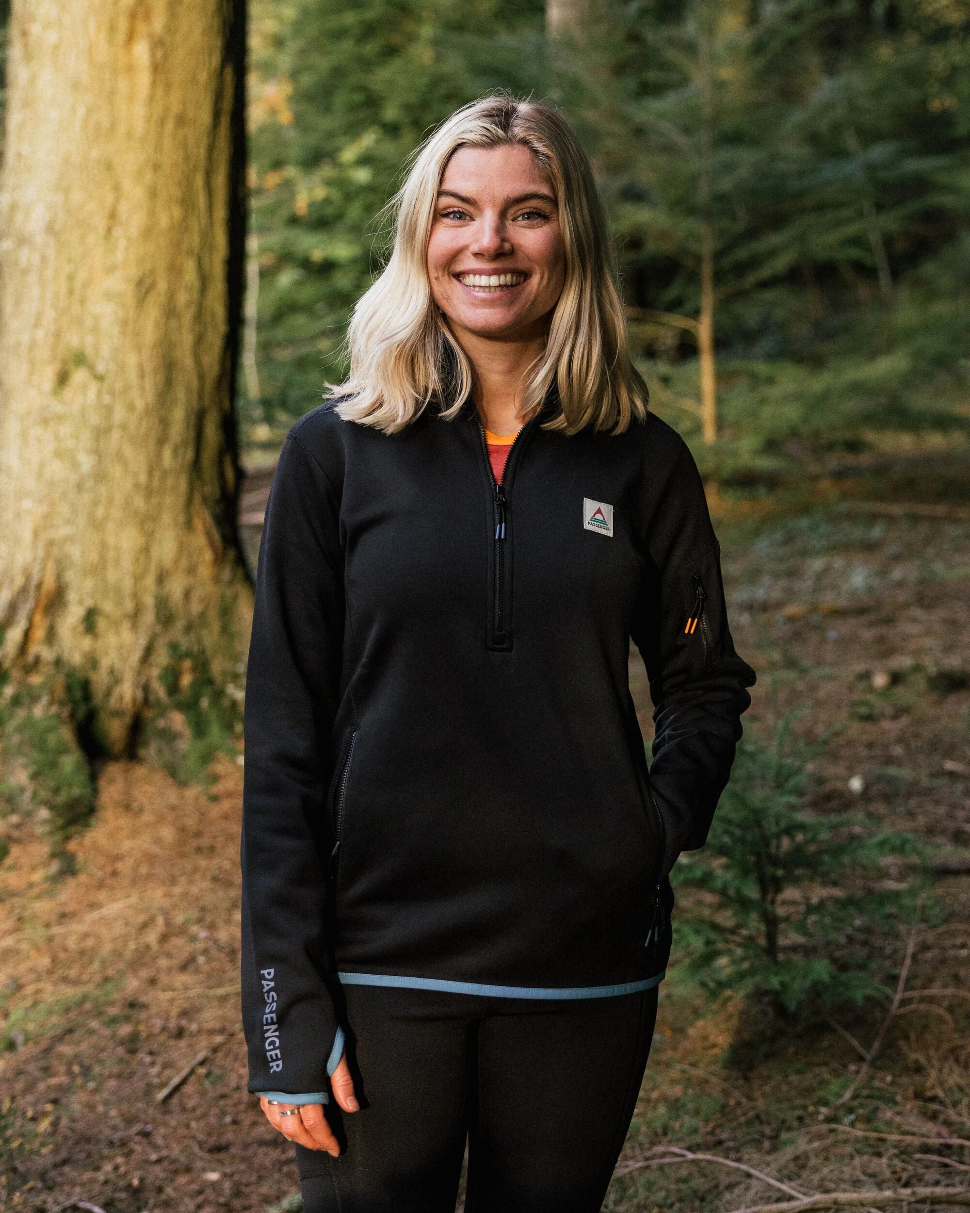 Wintergreen Recycled Polartec® Fleece Pullover - Black - Lifestyle