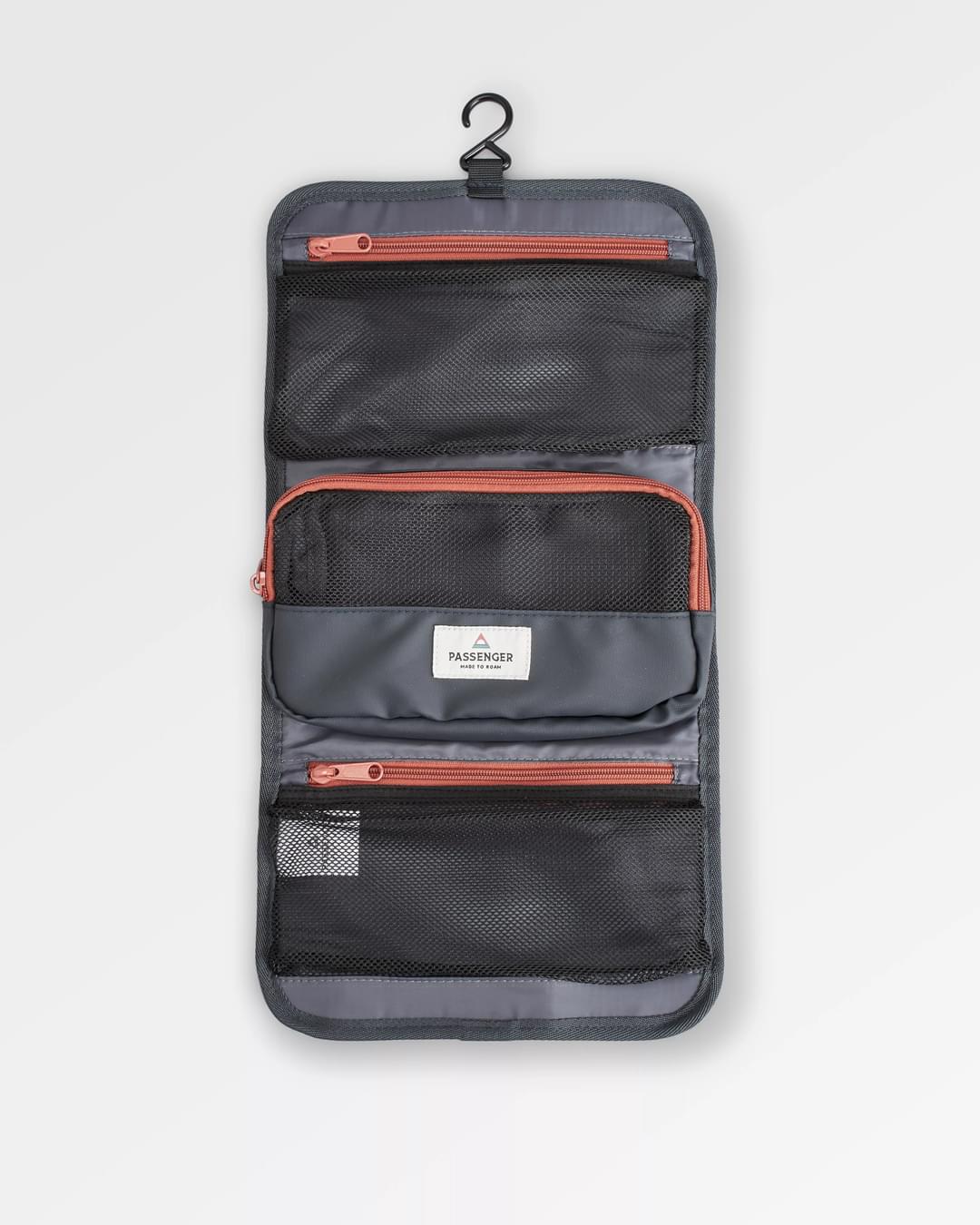 Drop Recycled Wash Kit - Charcoal - Flatlay