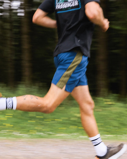 Swift Recycled Trail Short - Dark Denim - Lifestyle