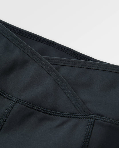 Mantra Active Leggings - Black - Flatlay