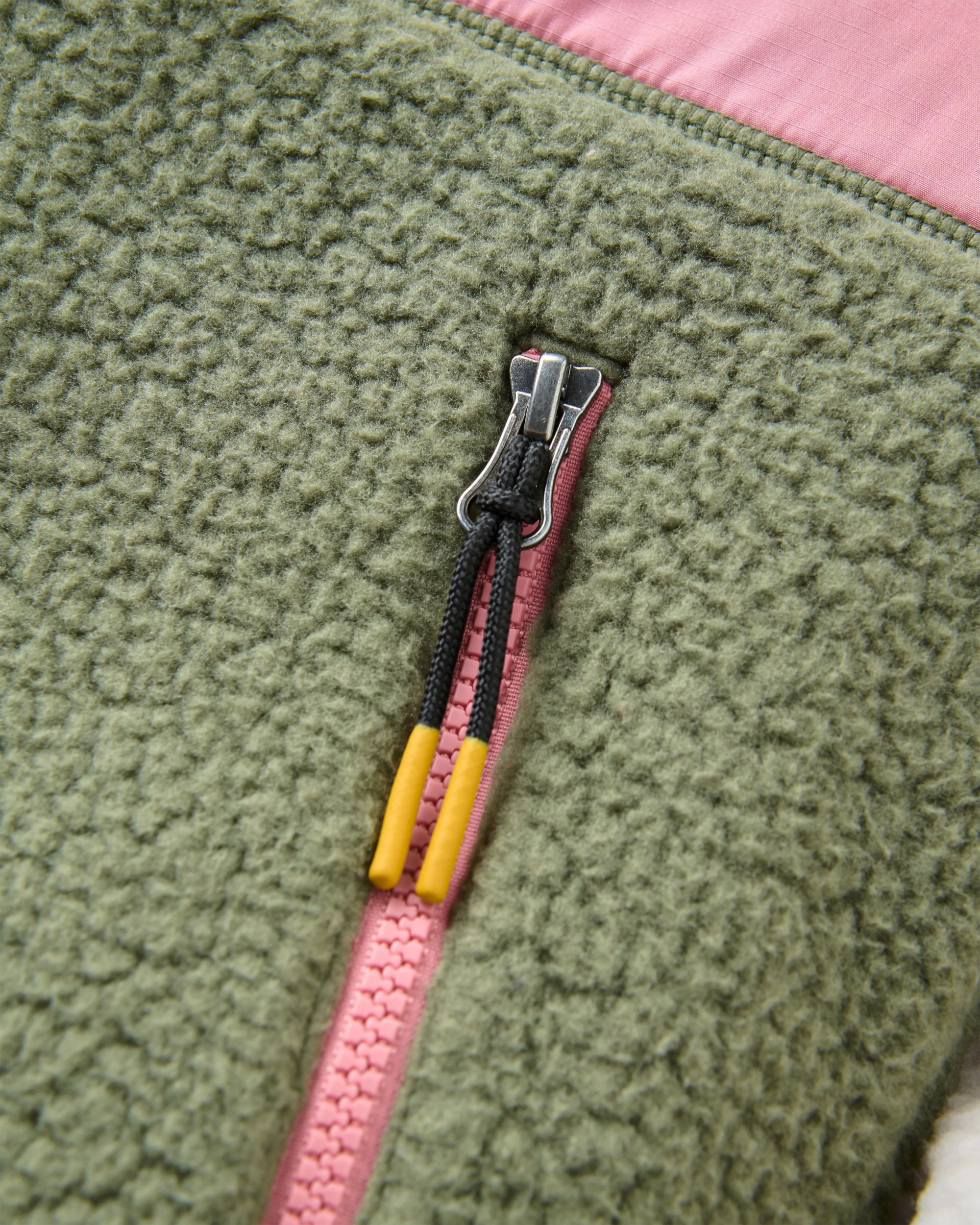 Home Sherpa Fleece - Dusty Olive/White Sand - Flatlay