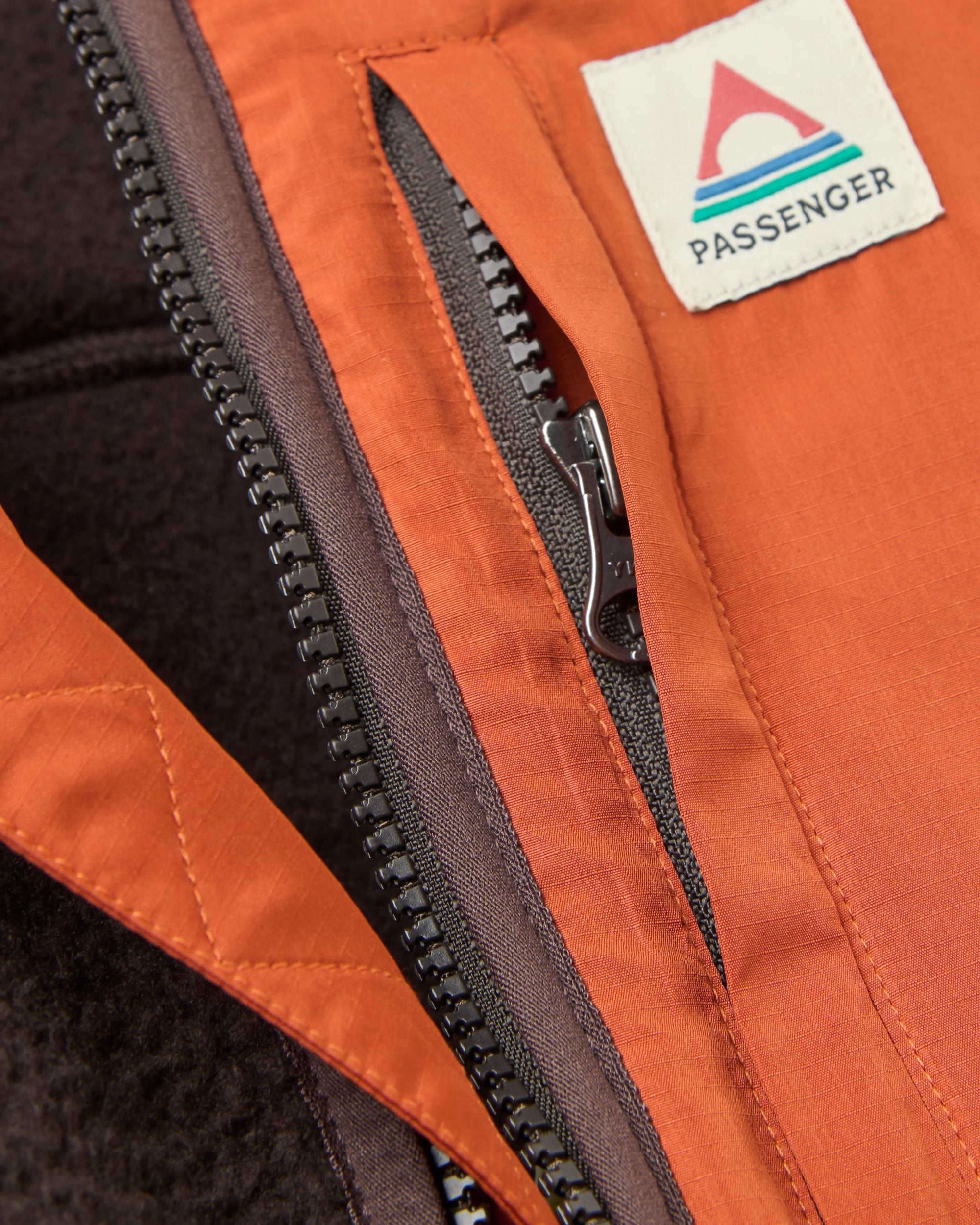 Offgrid Sherpa Fleece Vest - Dark Rust/Espresso - Flatlay