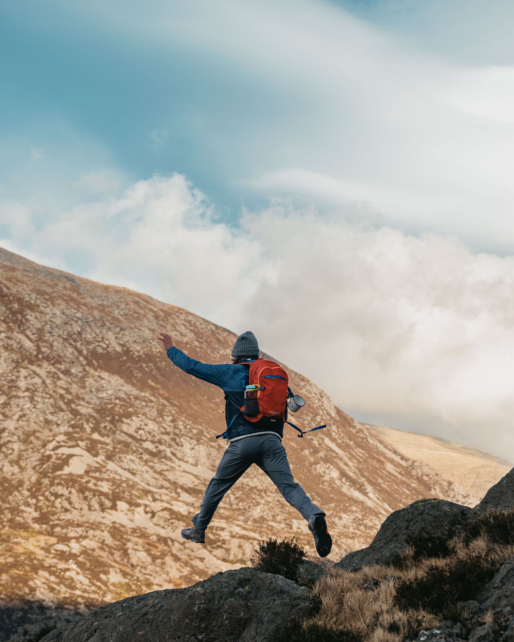 Pursue Recycled Thermore® Insulated Jacket - Dark Denim/ Deep Navy - Lifestyle