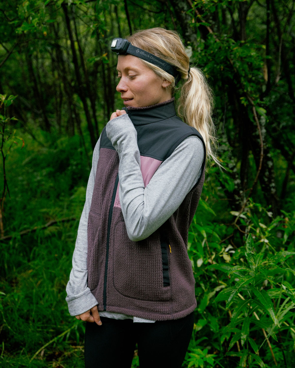 Venturescape Women's Fleece Vest - Brambleberry - Lifestyle
