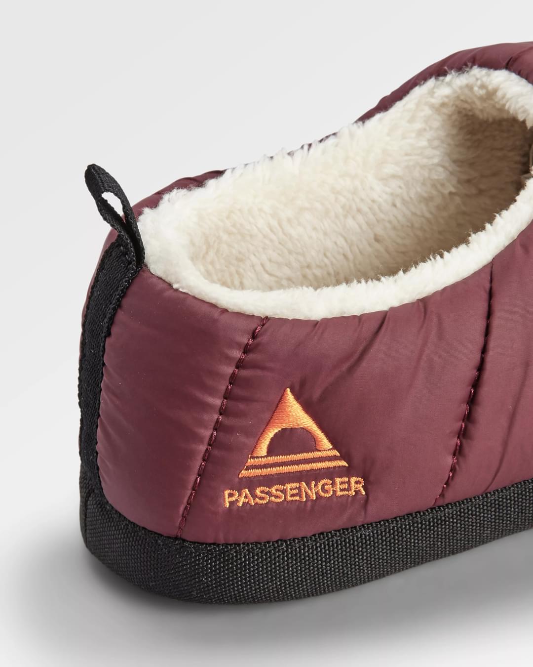 Recharge Hut Slipper - Wine - Flatlay