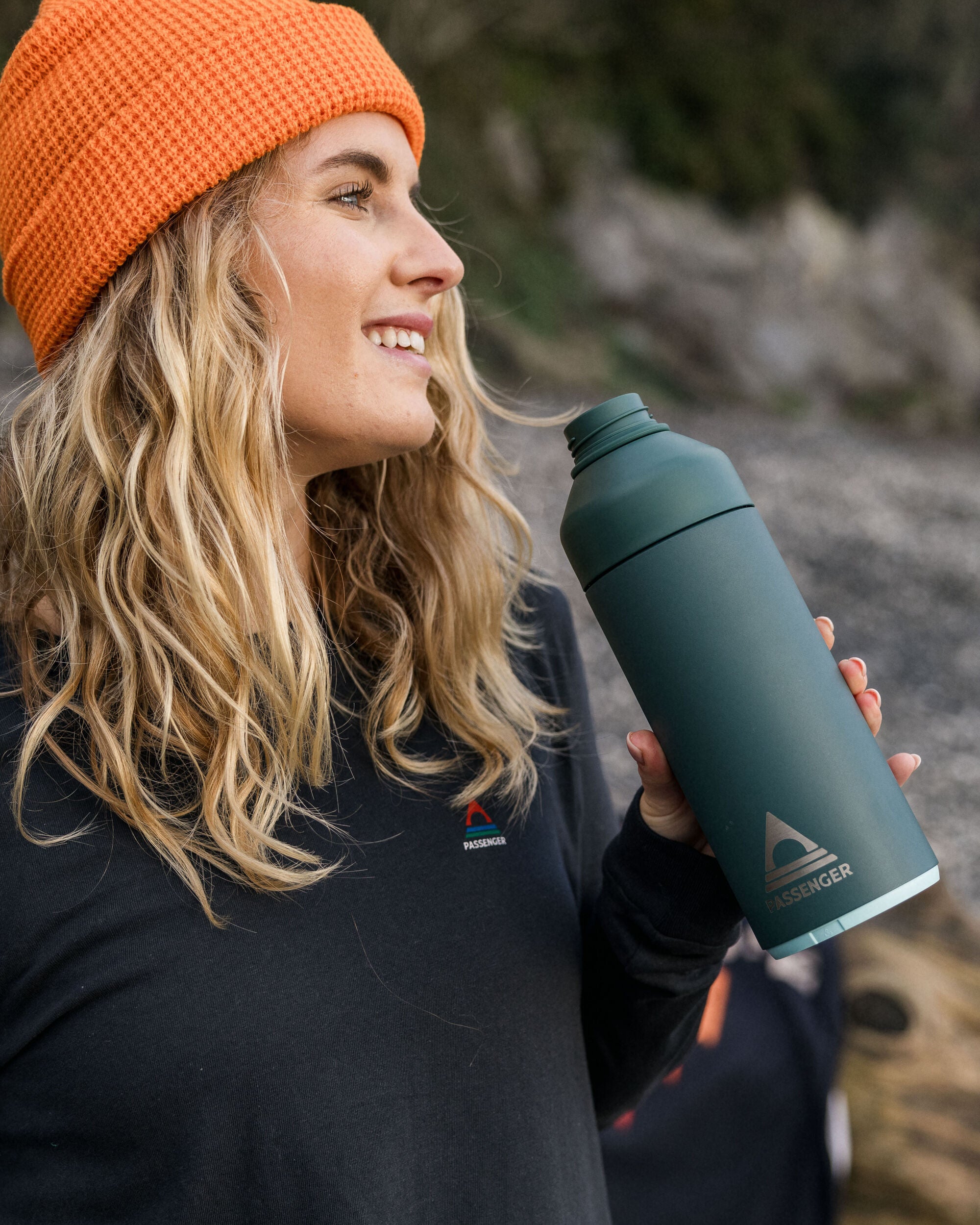 Big Ocean Bottle 1 Litre - Passenger Forest Green - Lifestyle - Female