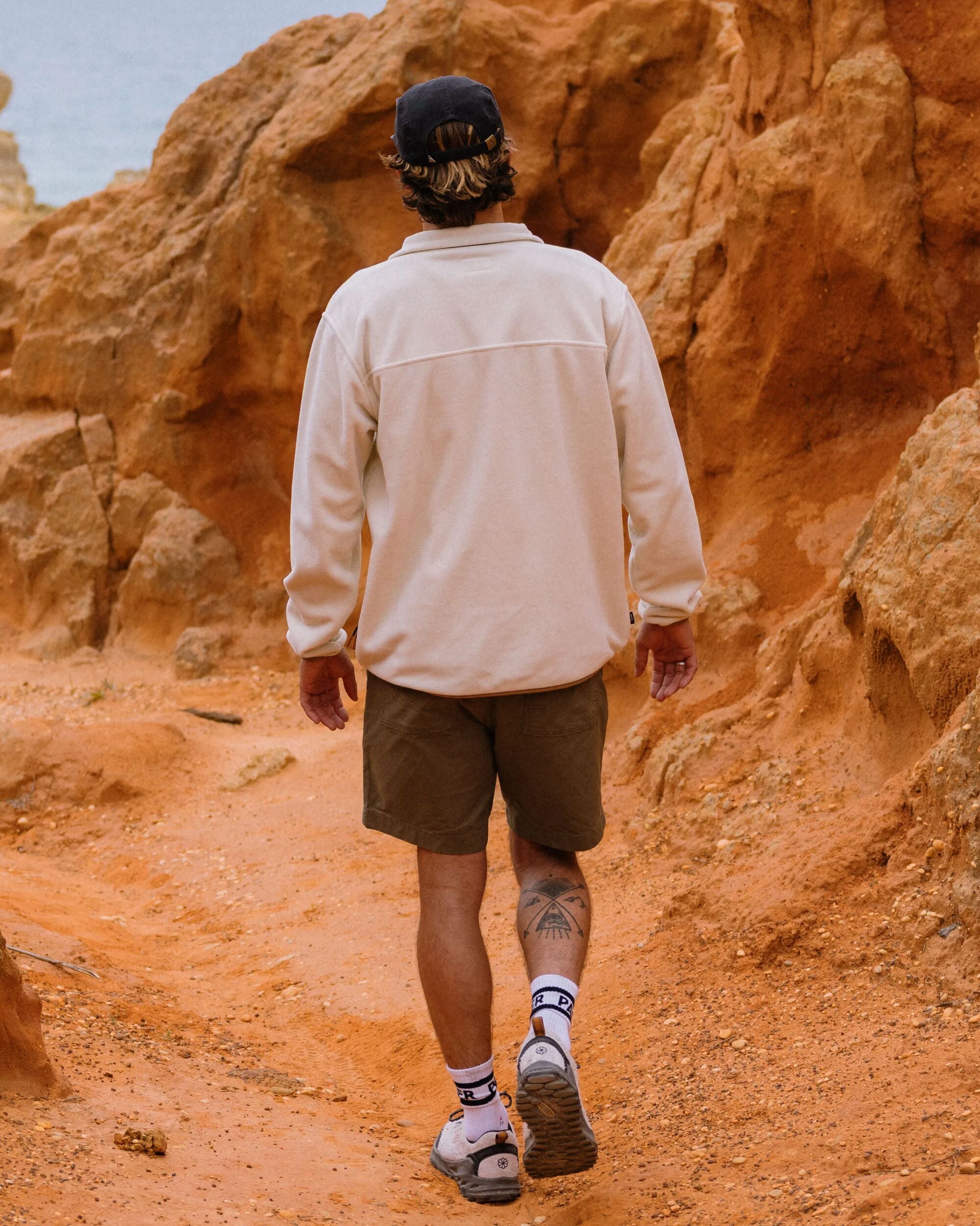 Dusk Polartec® Fleece - Oatmeal - Lifestyle