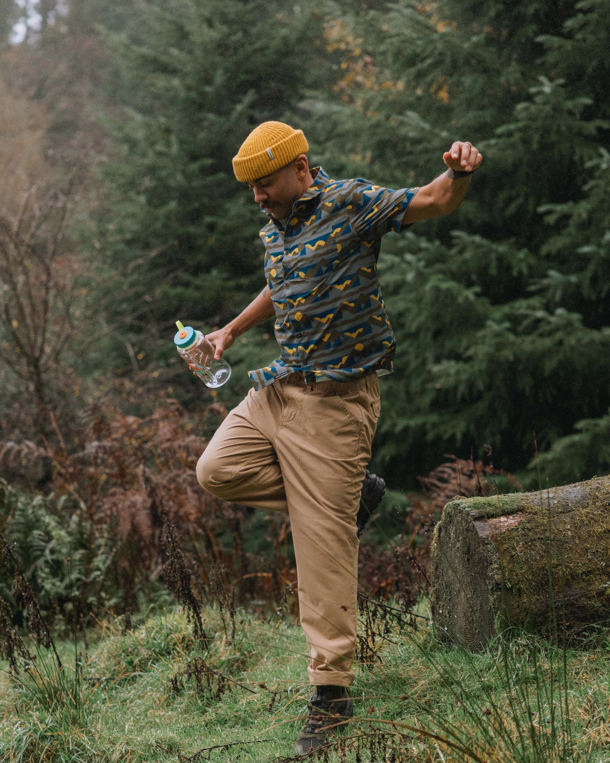 365 Recycled Active Shirt - Views Dark Olive - Lifestyle