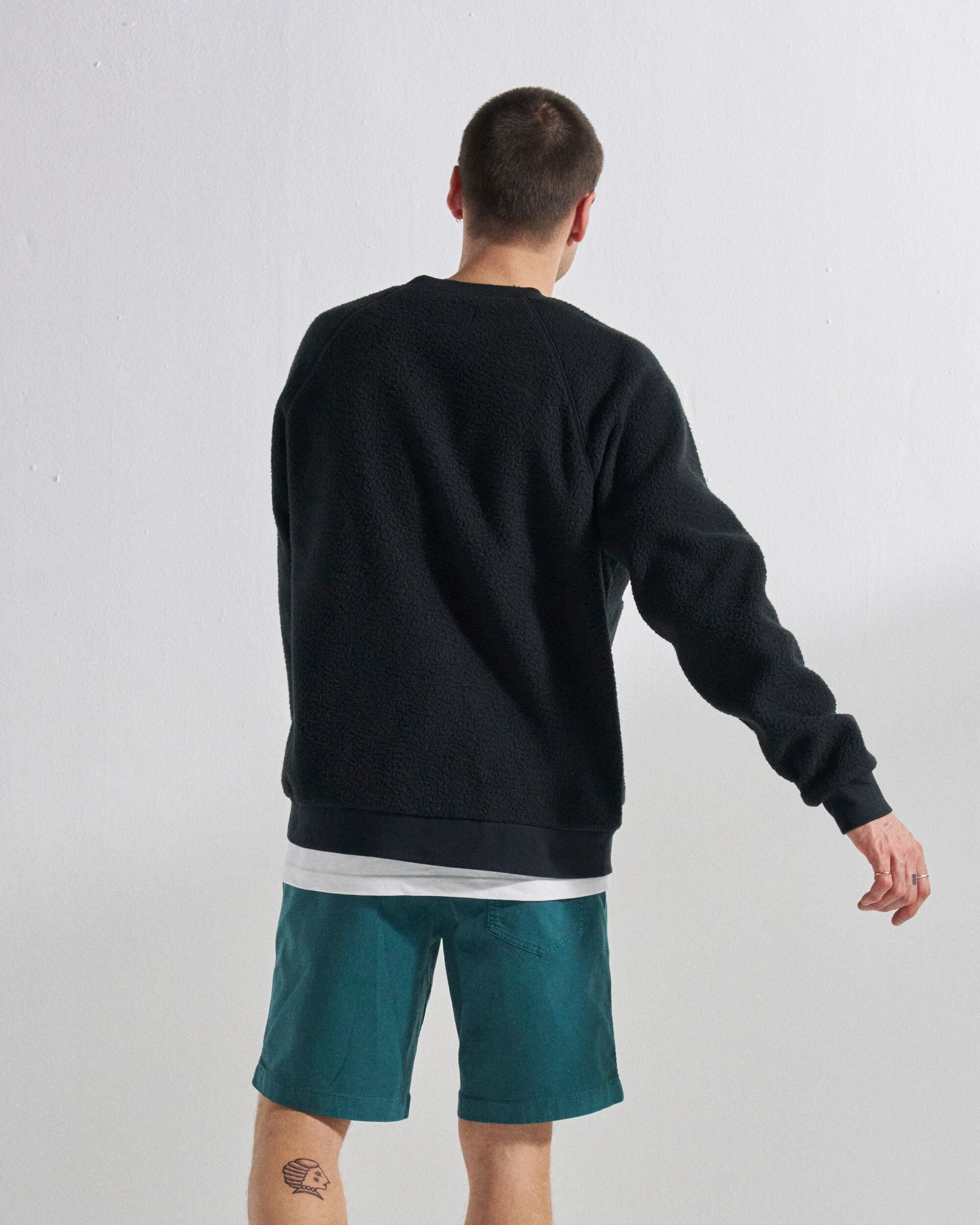 Offgrid Sherpa Crew Fleece - Black - Studio Model