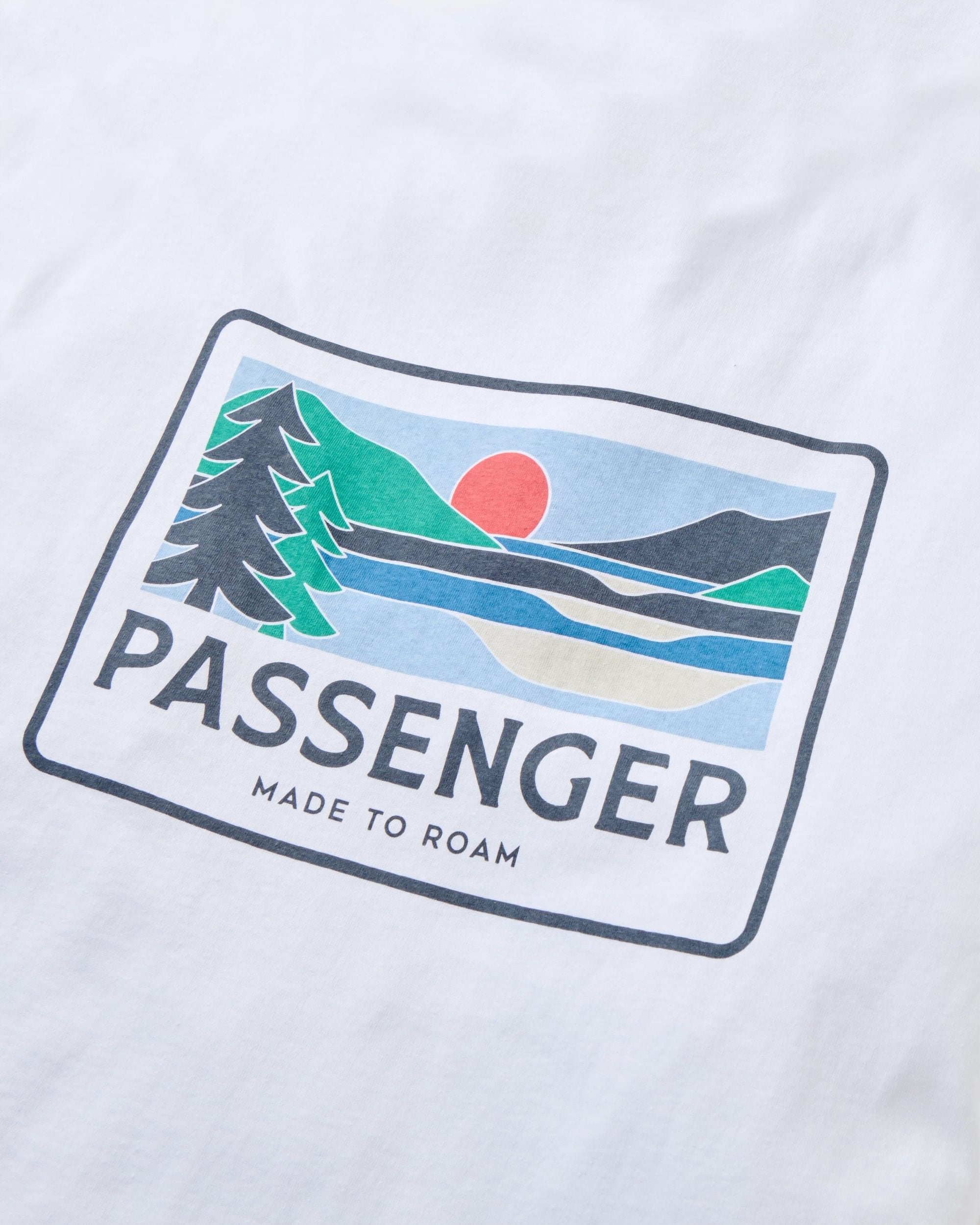 Roamer Men's T-Shirt - White - Flatlay