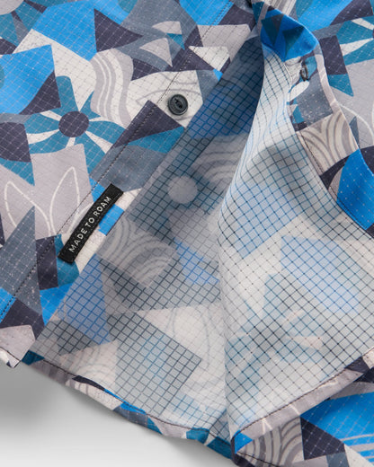 365 Active Shirt - Sun Patch Marine Blue - Flatlay