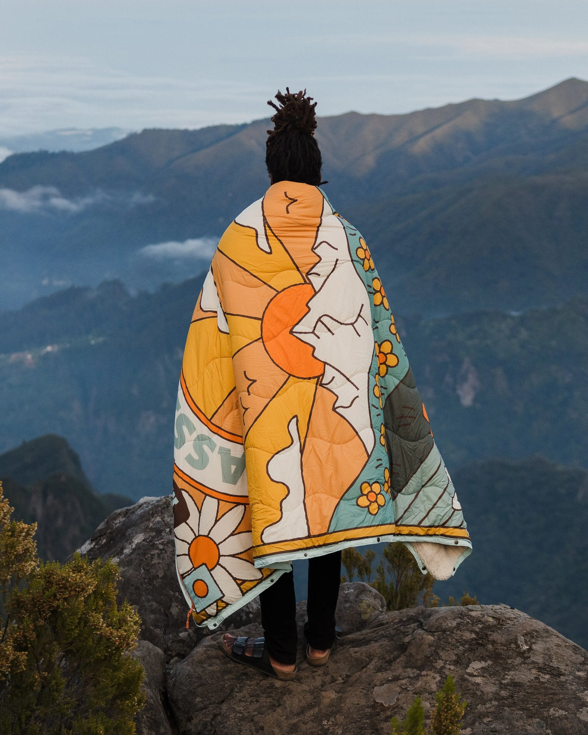 Cabin Recycled Sherpa Blanket - Seasonal Graphic/ Birch - Lifestyle