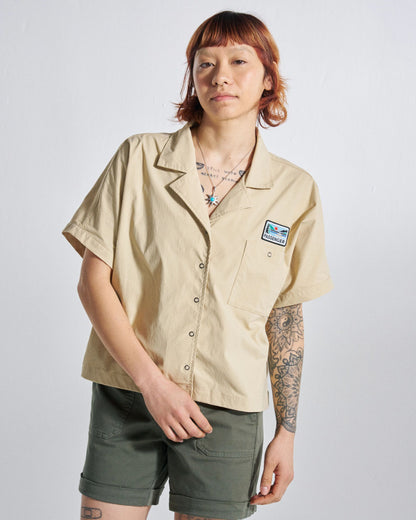 Arden Ripstop Short Sleeve Shirt - Desert - Studio Model