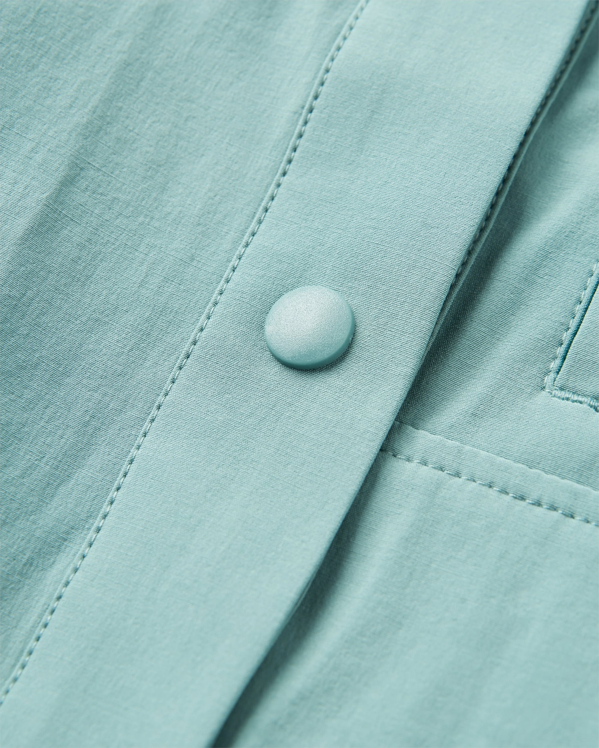 Navigate Stretch Shirt - Arctic - Flatlay