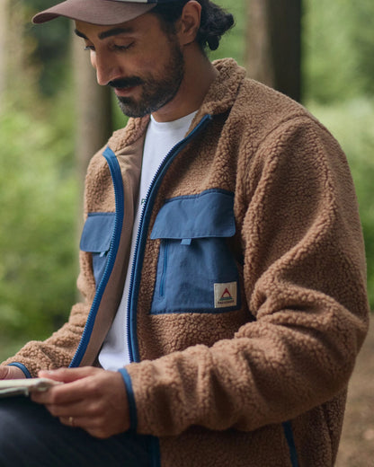 Valiant Deep Pile Fleece - Toffee - Lifestyle