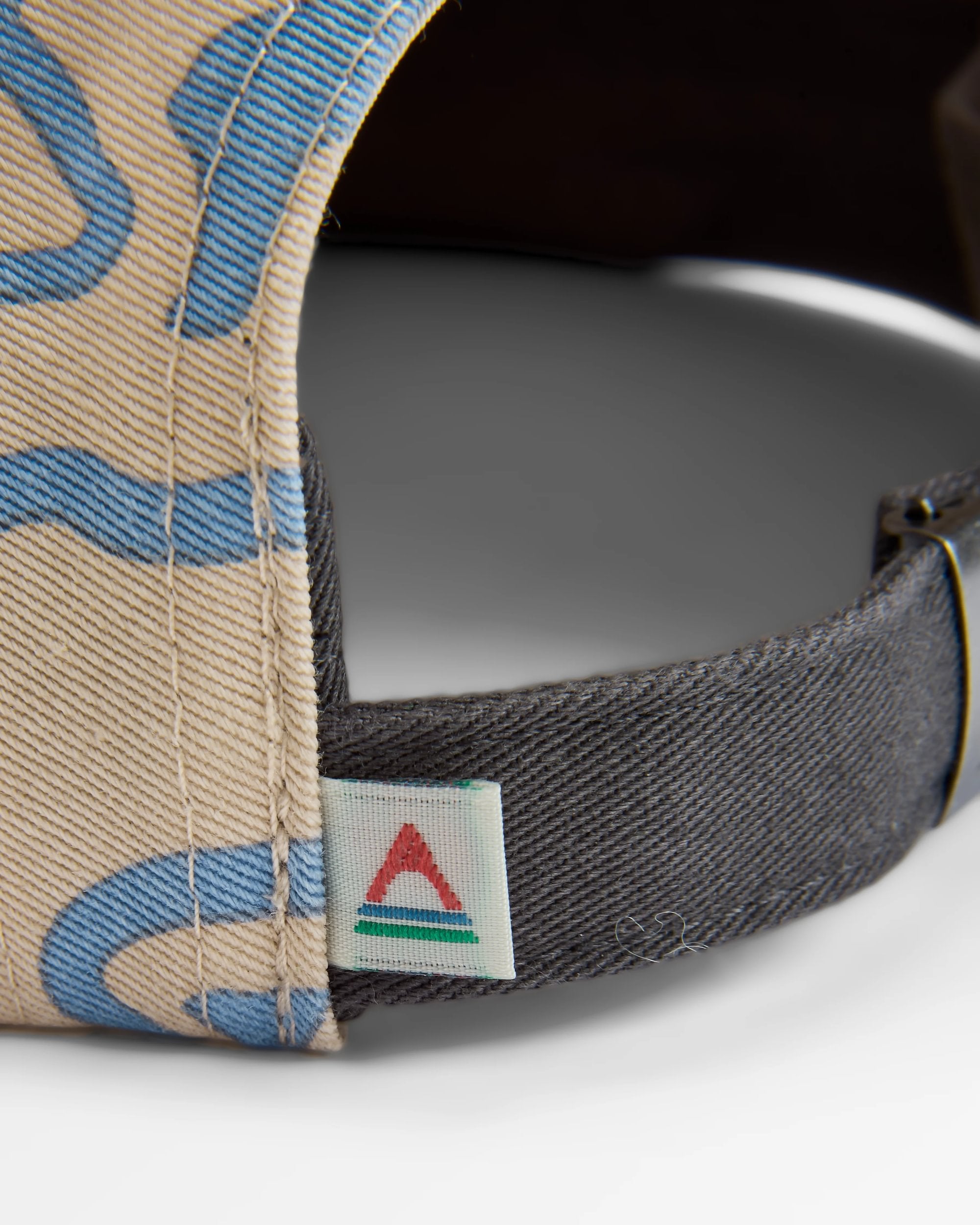 Coast Organic Cotton 5 Panel Snapback Cap - Strata Swirl Birch - Flatlay