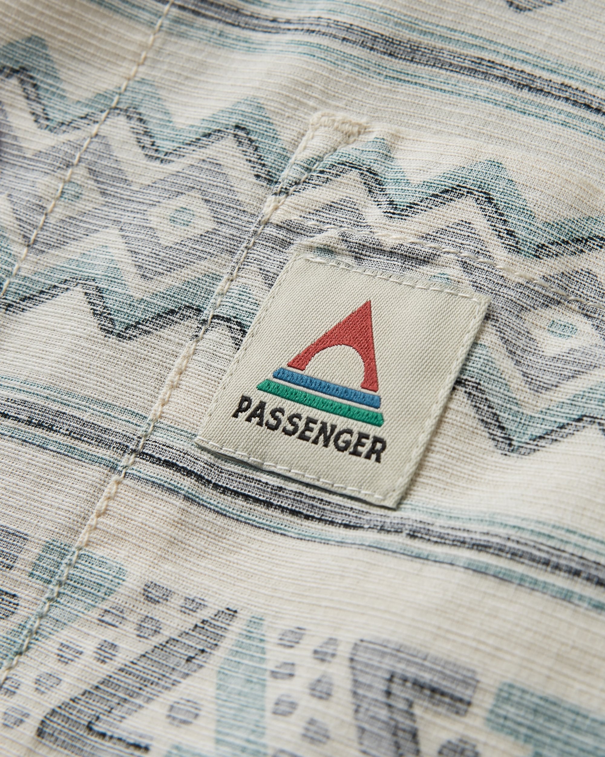 Amboro Organic Cotton Shirt - Mono Geo Birch  - Flatlay