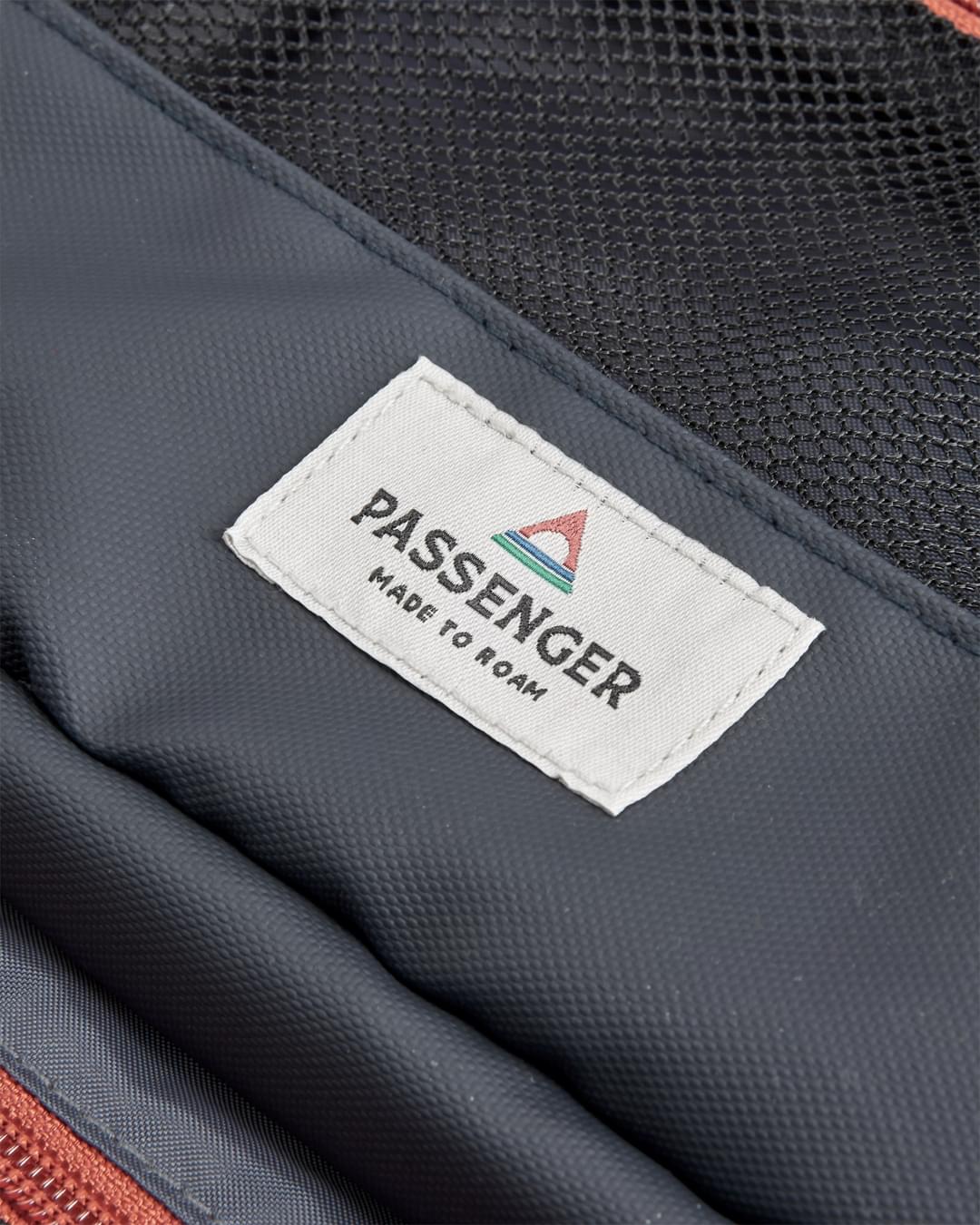 Drop Recycled Wash Kit - Charcoal - Flatlay