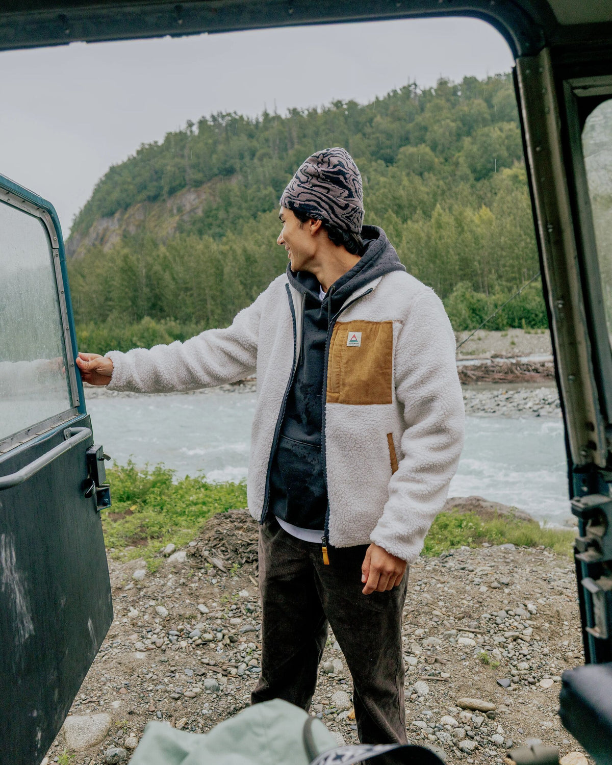 Trekker Deep-Pile Sherpa Fleece - Warm Ivory - Lifestyle