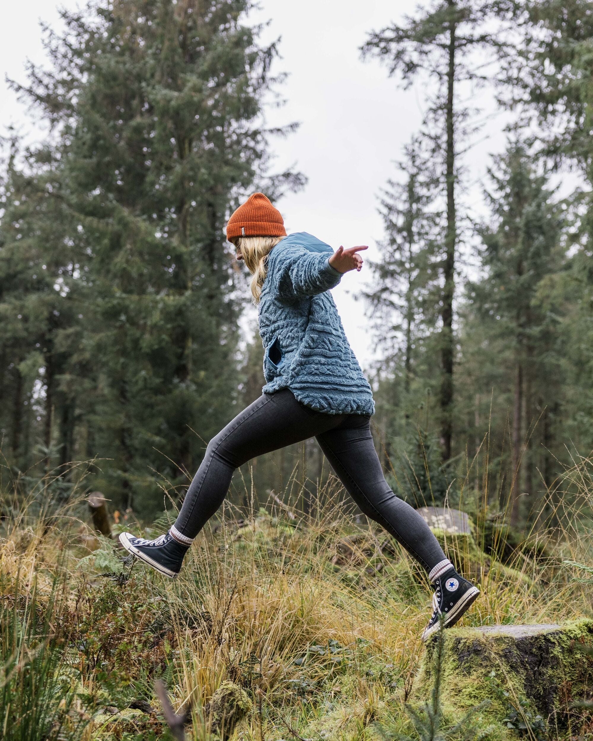 Holistic Sherpa Hooded Fleece - Washed Blue - Lifestyle