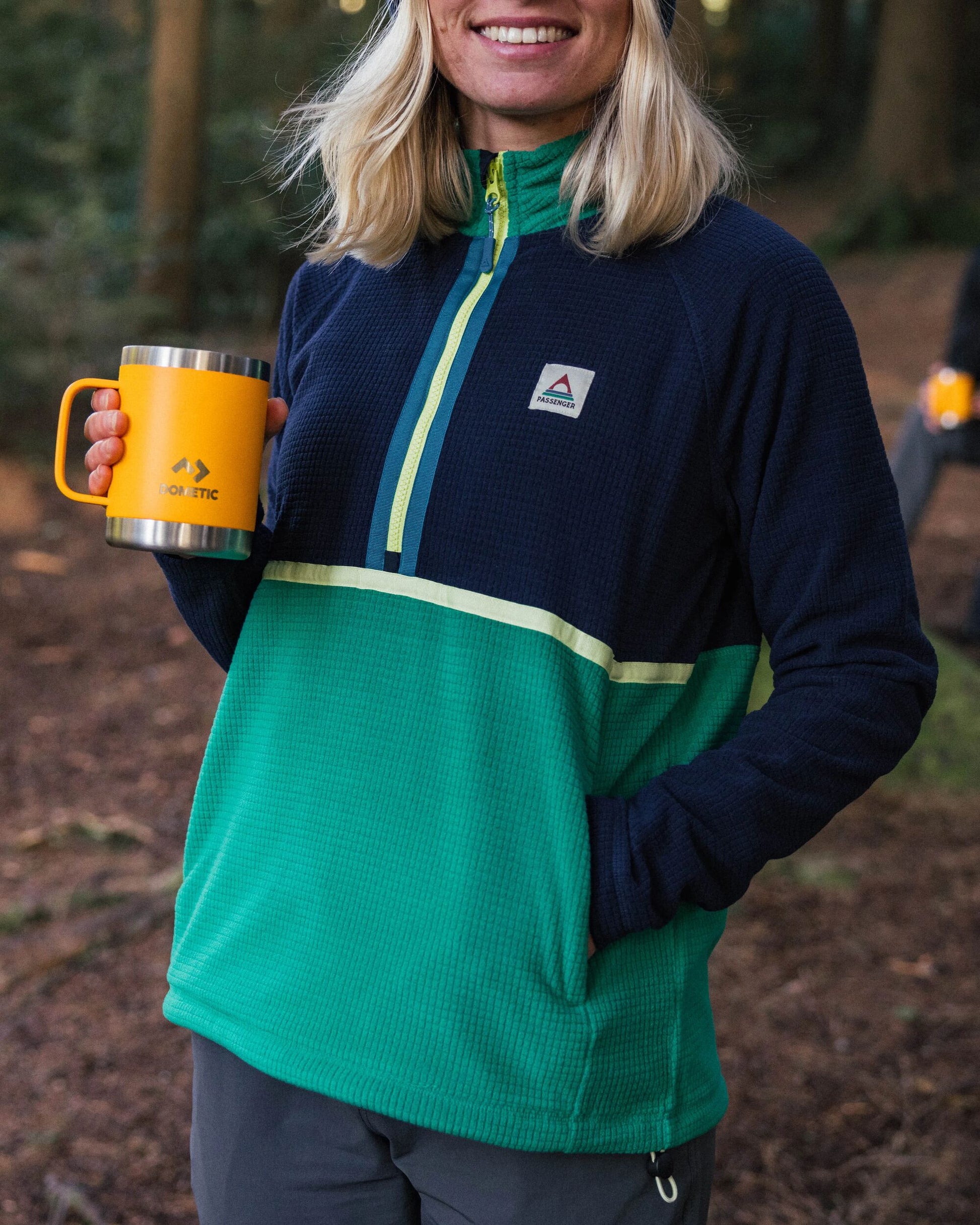 Off Trail Recycled Grid Polar Fleece - Rich Navy/Green Lake