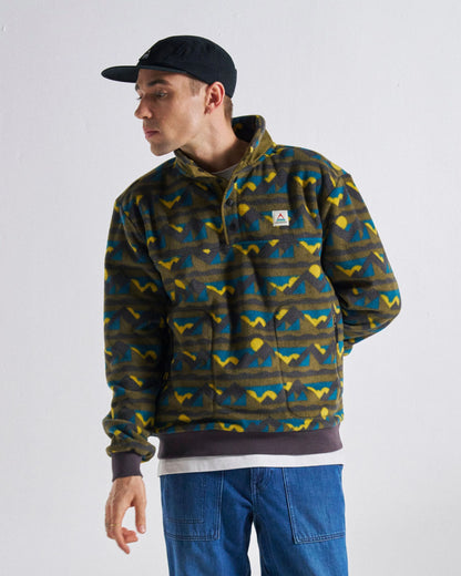 Take It Easy Polar Fleece - Views Dark Olive - Studio Model