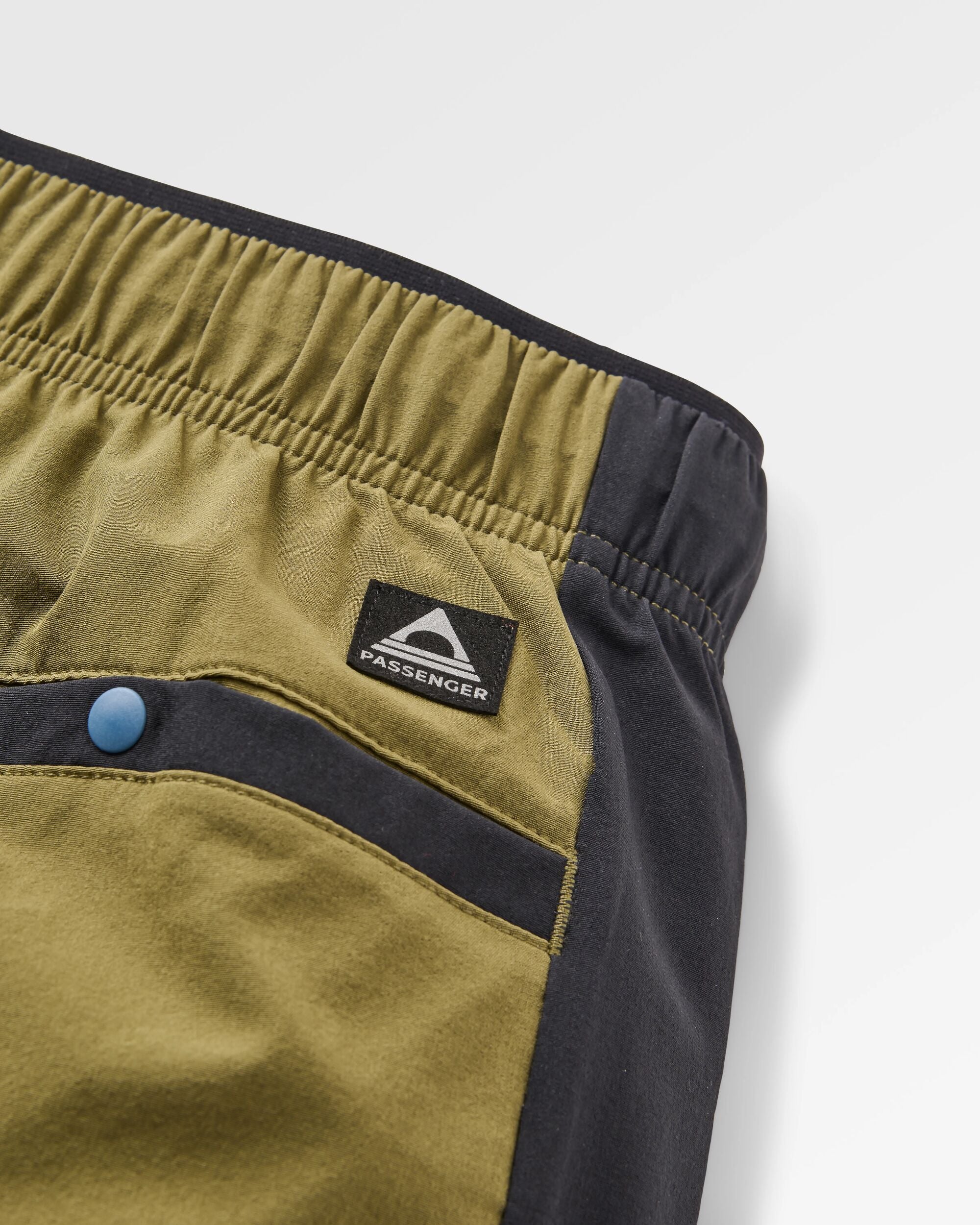 Swift Trail Short 7" - Khaki - Flatlay