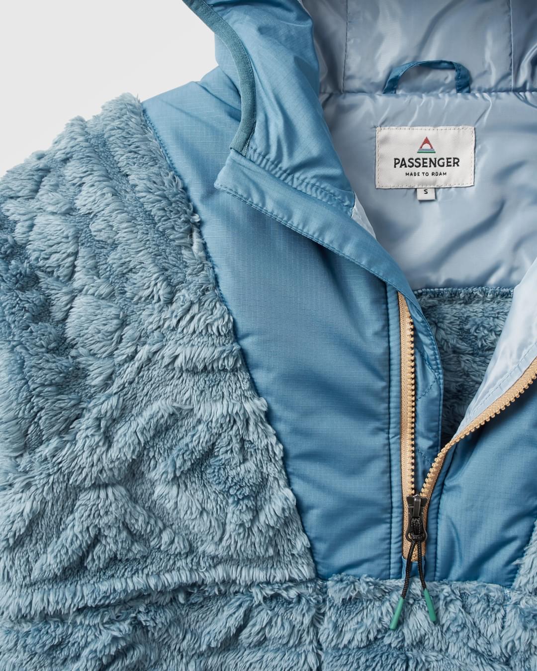 Holistic Sherpa Hooded Fleece - Washed Blue - Flatlay
