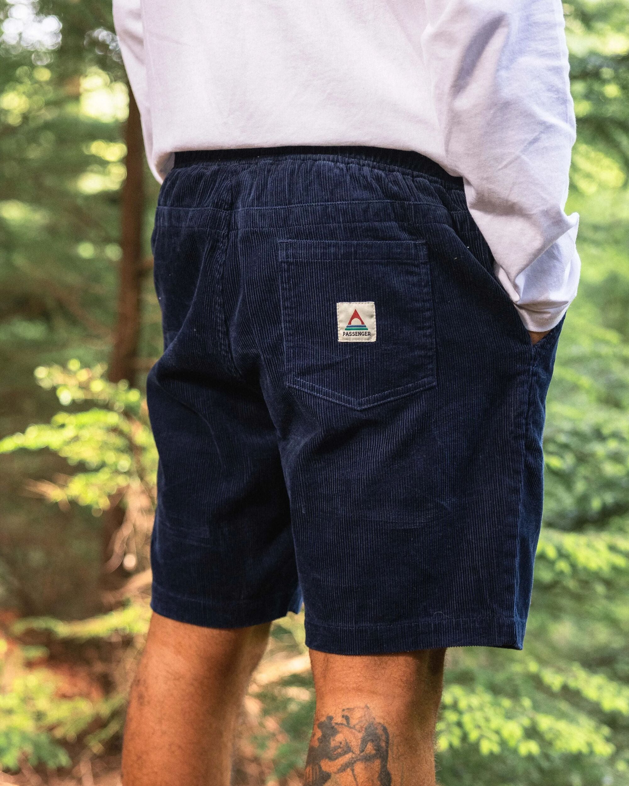Drifter Cord Short - Rich Navy - Lifestyle