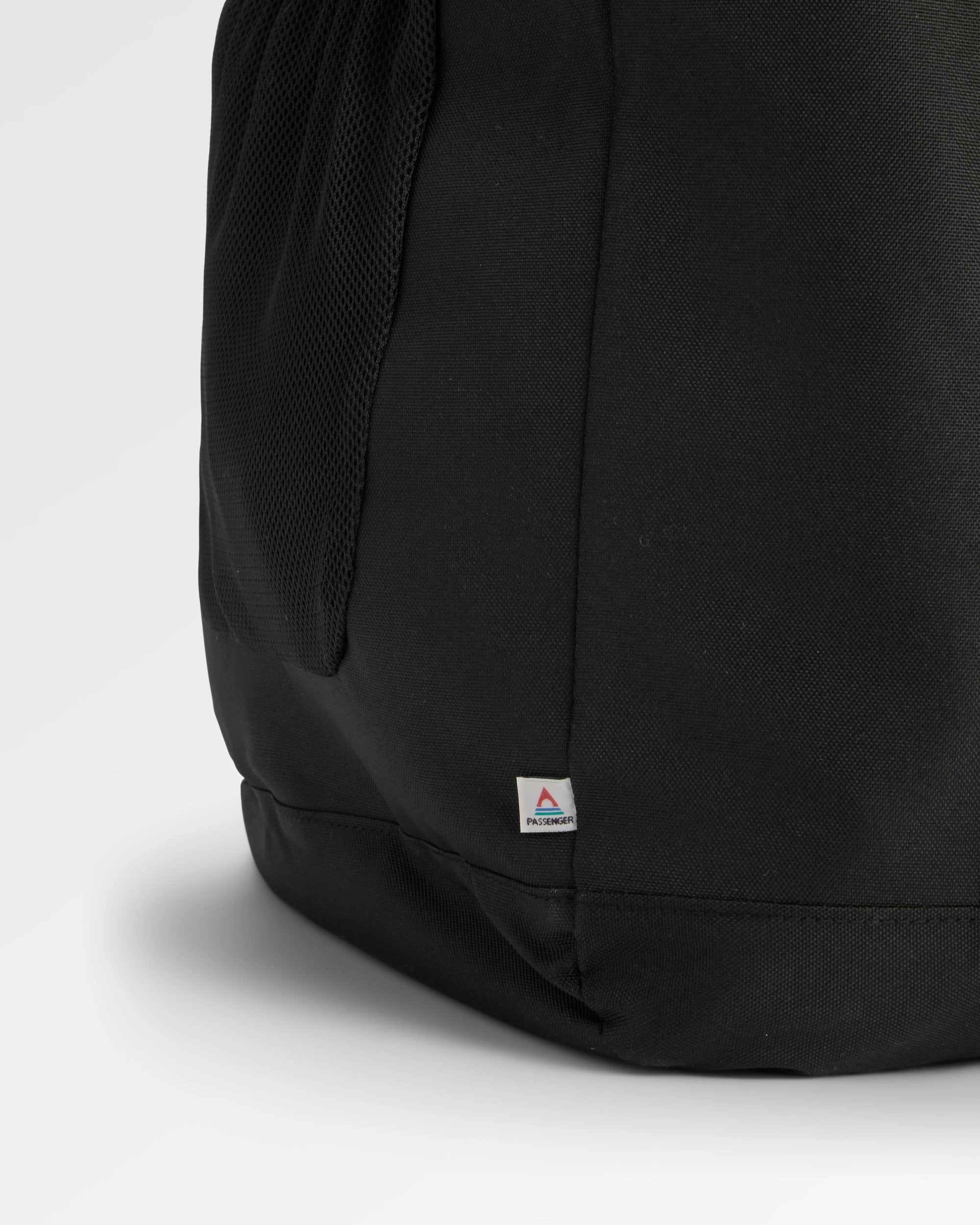 Boondocker Gear Tote 48L  - Black - Flatlay