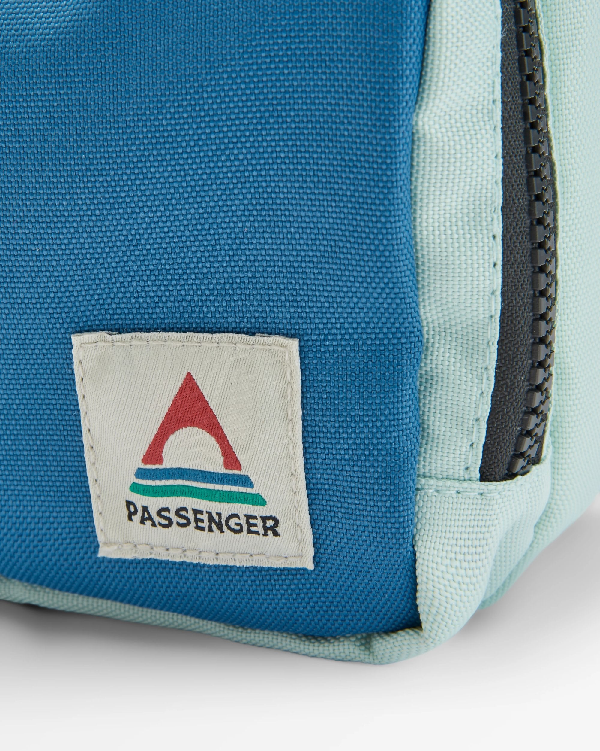 Travel Recycled Wash Kit - Rich Navy/Surf Spray/Moonlight Blue - Flatlay