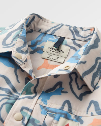 Traveller Short Sleeve Stretch Shirt - Abstract Strata Multi - Flatlay