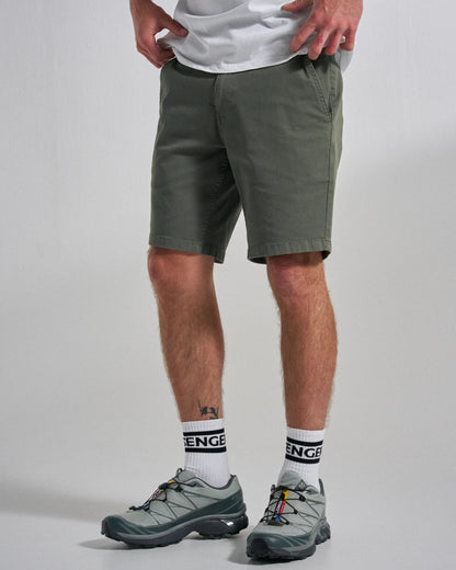 365 Cotton Short - Dusty Olive - Studio Model