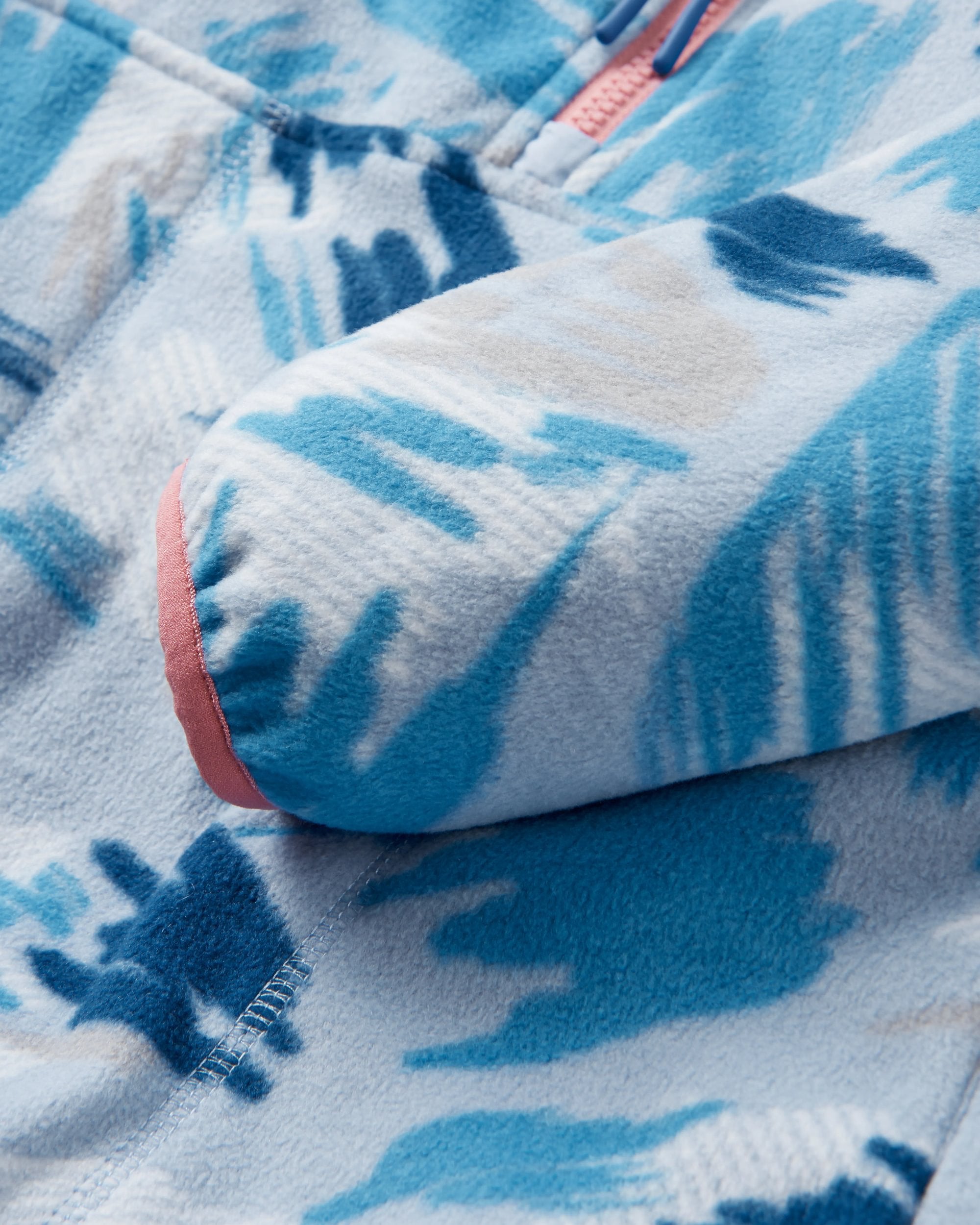 Sorrel Recycled Polar Fleece - Abstract Mountain Blue Fog - Flatlay