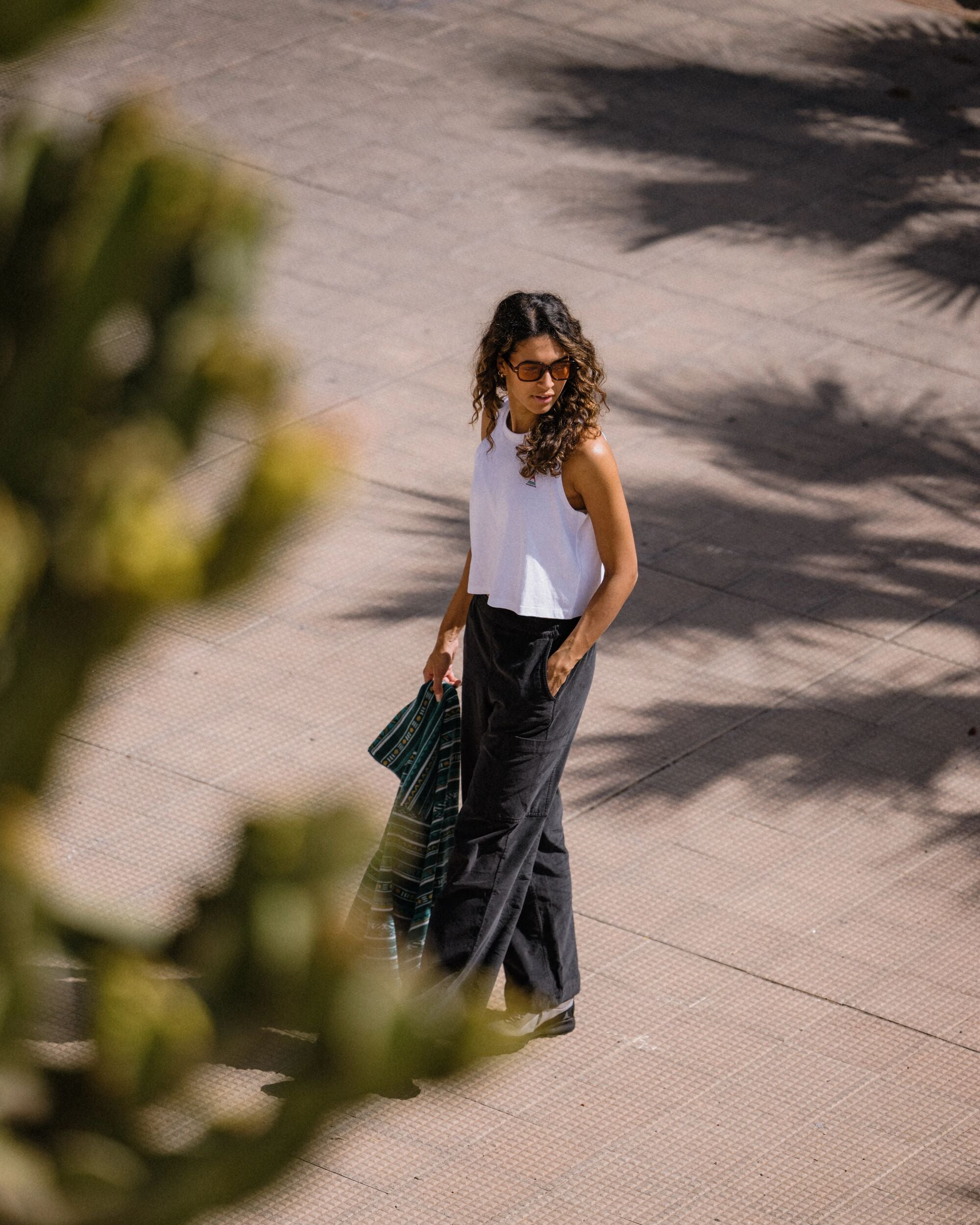 Classic Vest - White - Lifestyle