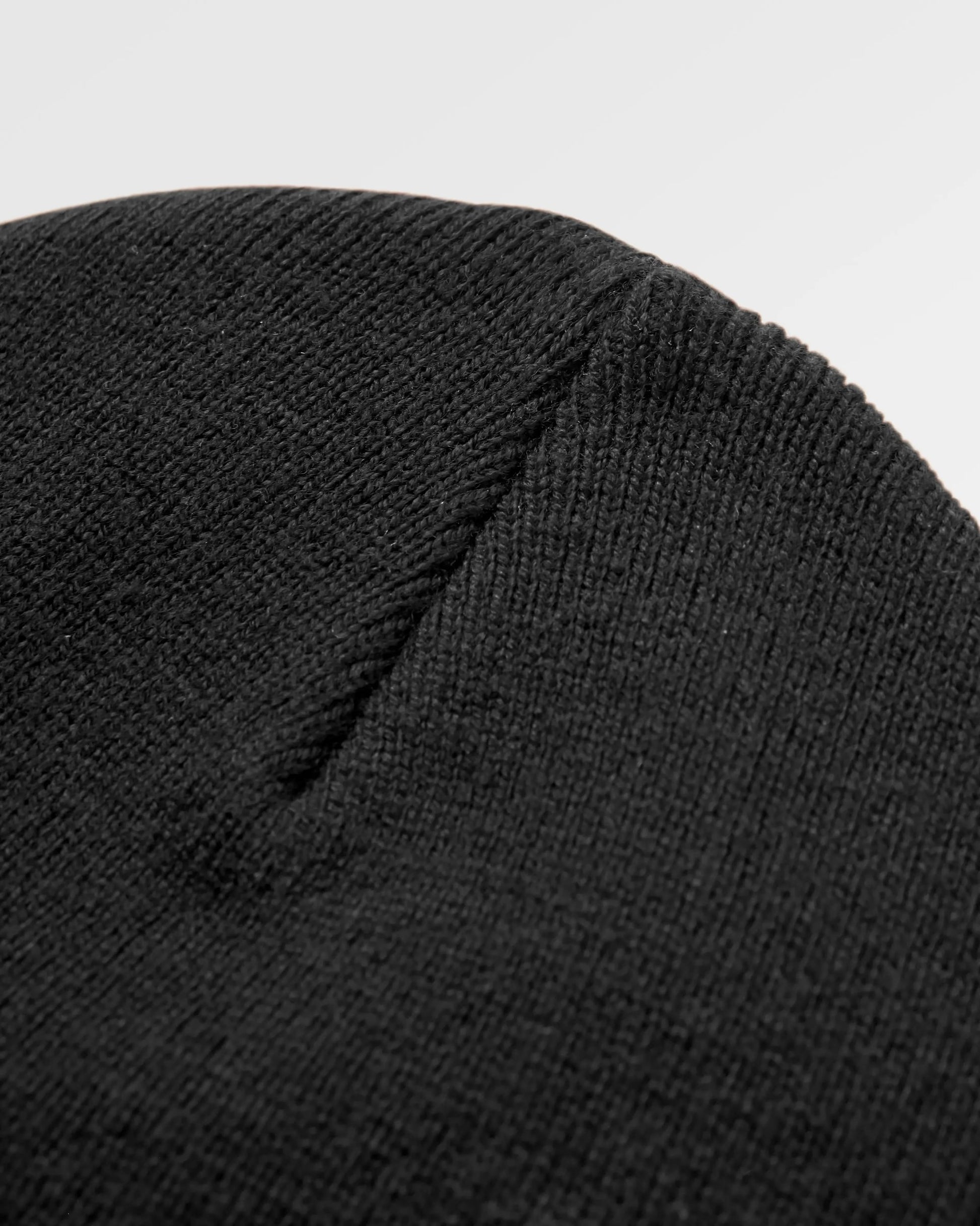 Core Recycled Acrylic High-Top Beanie - Black