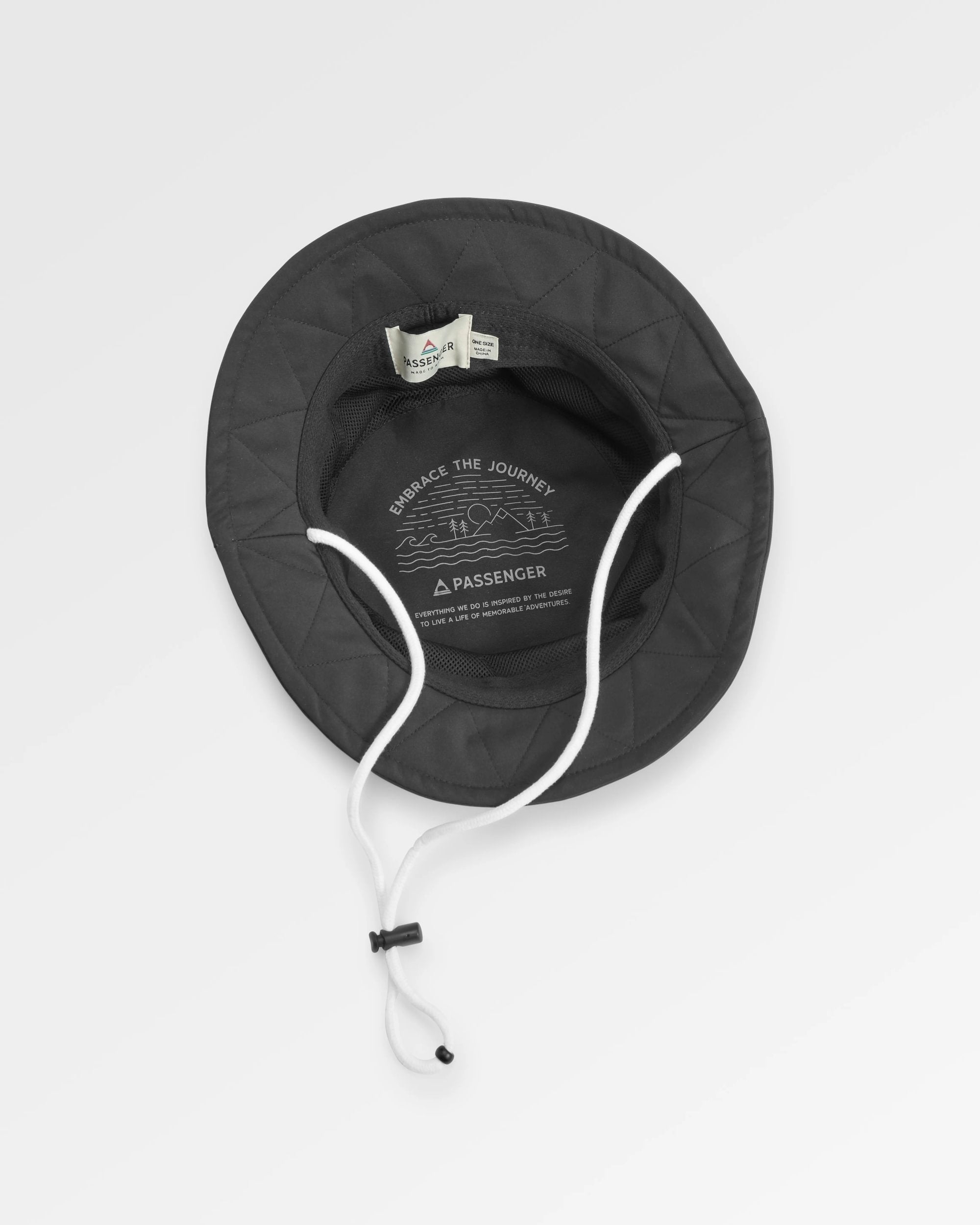 Shaded Organic Bucket Hat 2.0 - Black - Flatlay